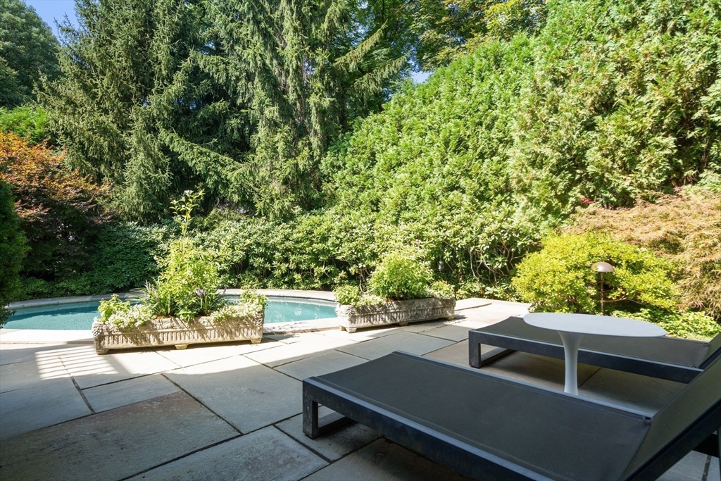 Brookline, Massachusetts, 02445, United States, 6 Bedrooms Bedrooms, ,8 BathroomsBathrooms,Residential,For Sale,1951520
