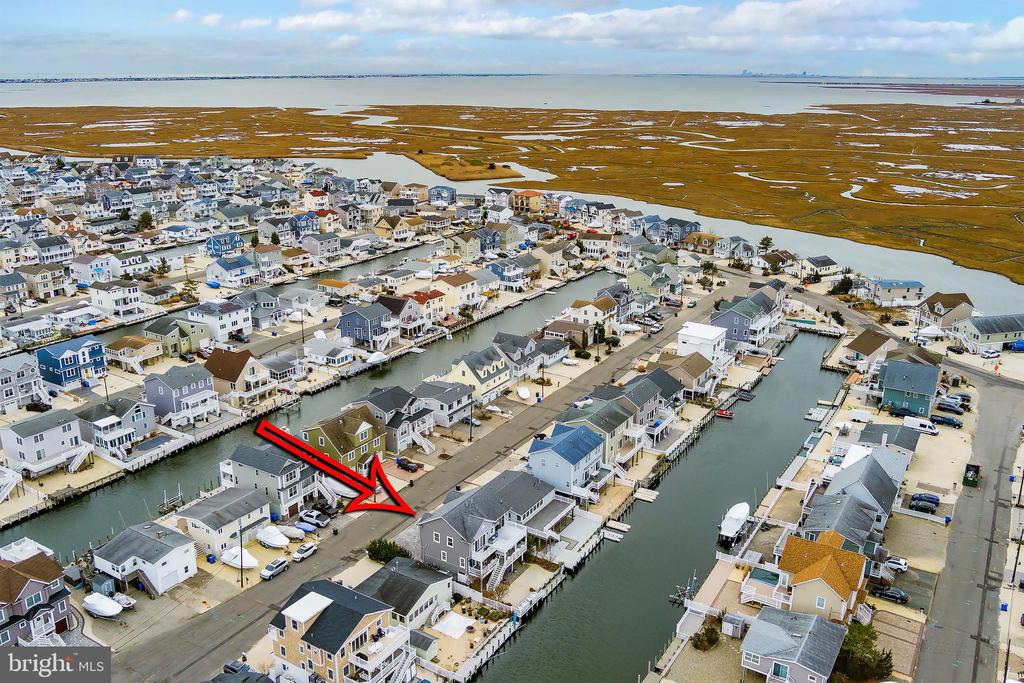 Manahawkin, New Jersey, 08050, United States, 4 Bedrooms Bedrooms, ,3 BathroomsBathrooms,Residential,For Sale,2005784