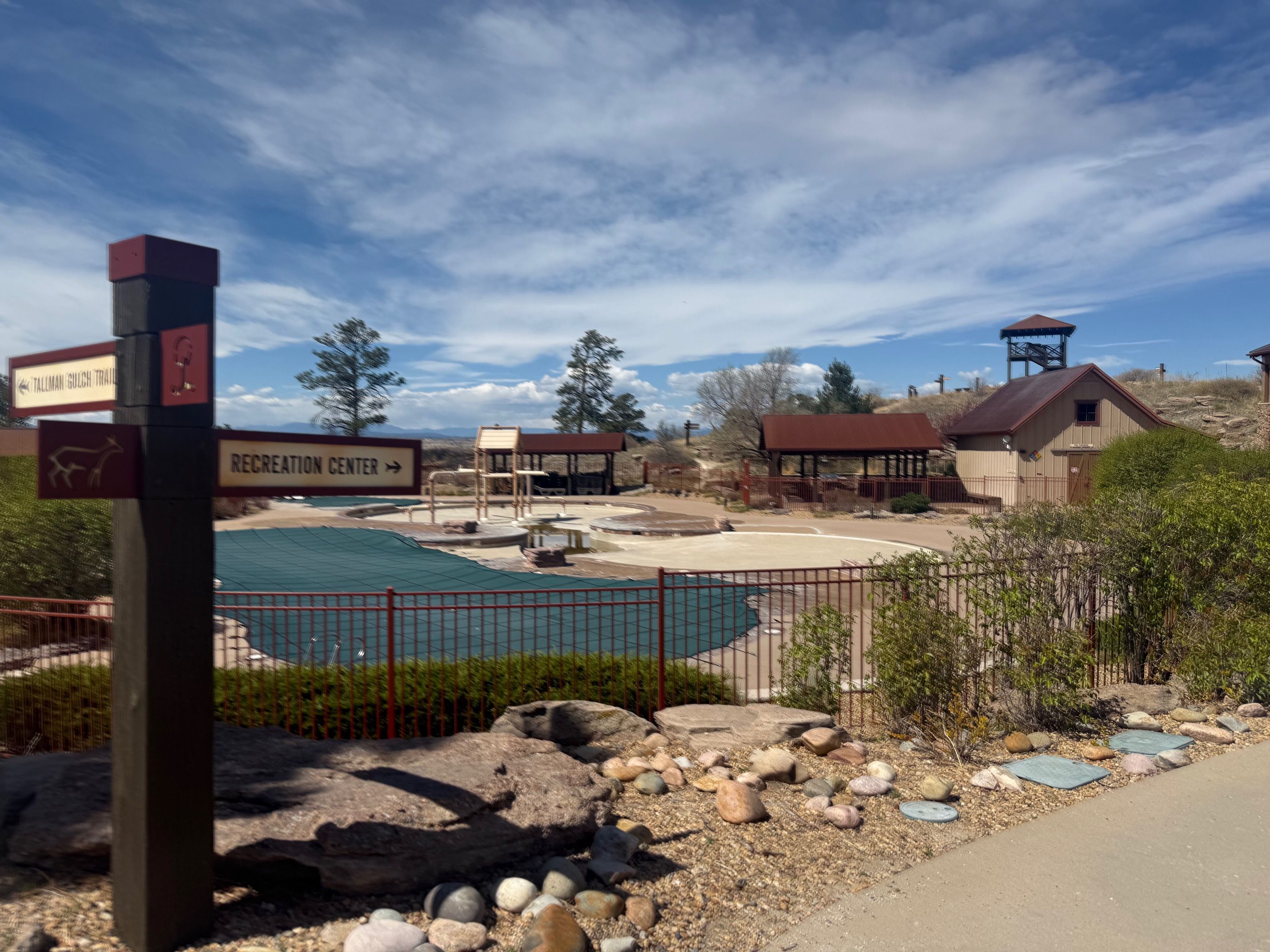  Ranch Perfection in Reata North Chef Kitchen Main Floor Suite & Basement Oasis - 物件實景