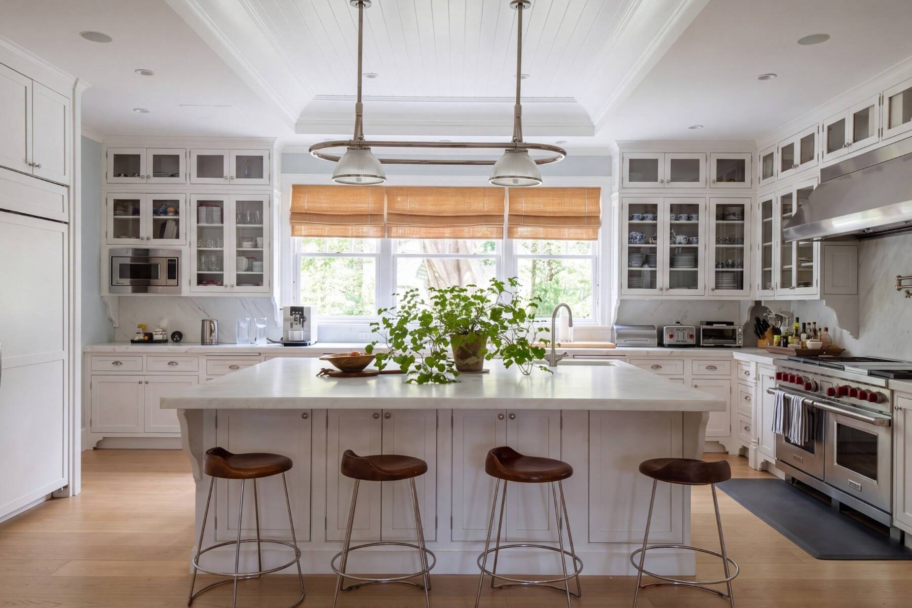  Grand Scale, Quiet Elegance in Wainscott - 物件實景