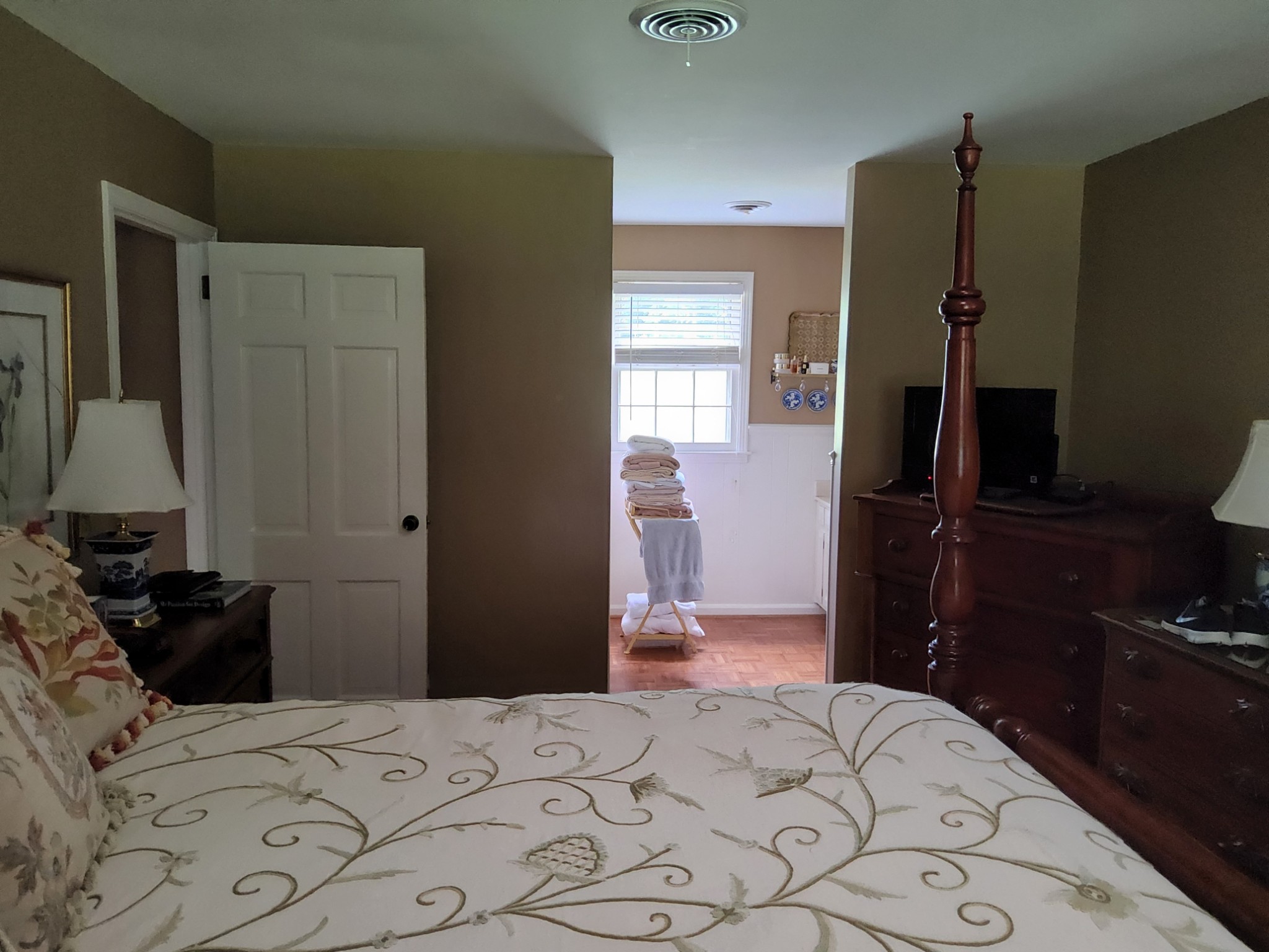 Goodlettsville, Tennessee, 37072, United States, 4 Bedrooms Bedrooms, ,3 BathroomsBathrooms,Residential,For Sale,2042958
