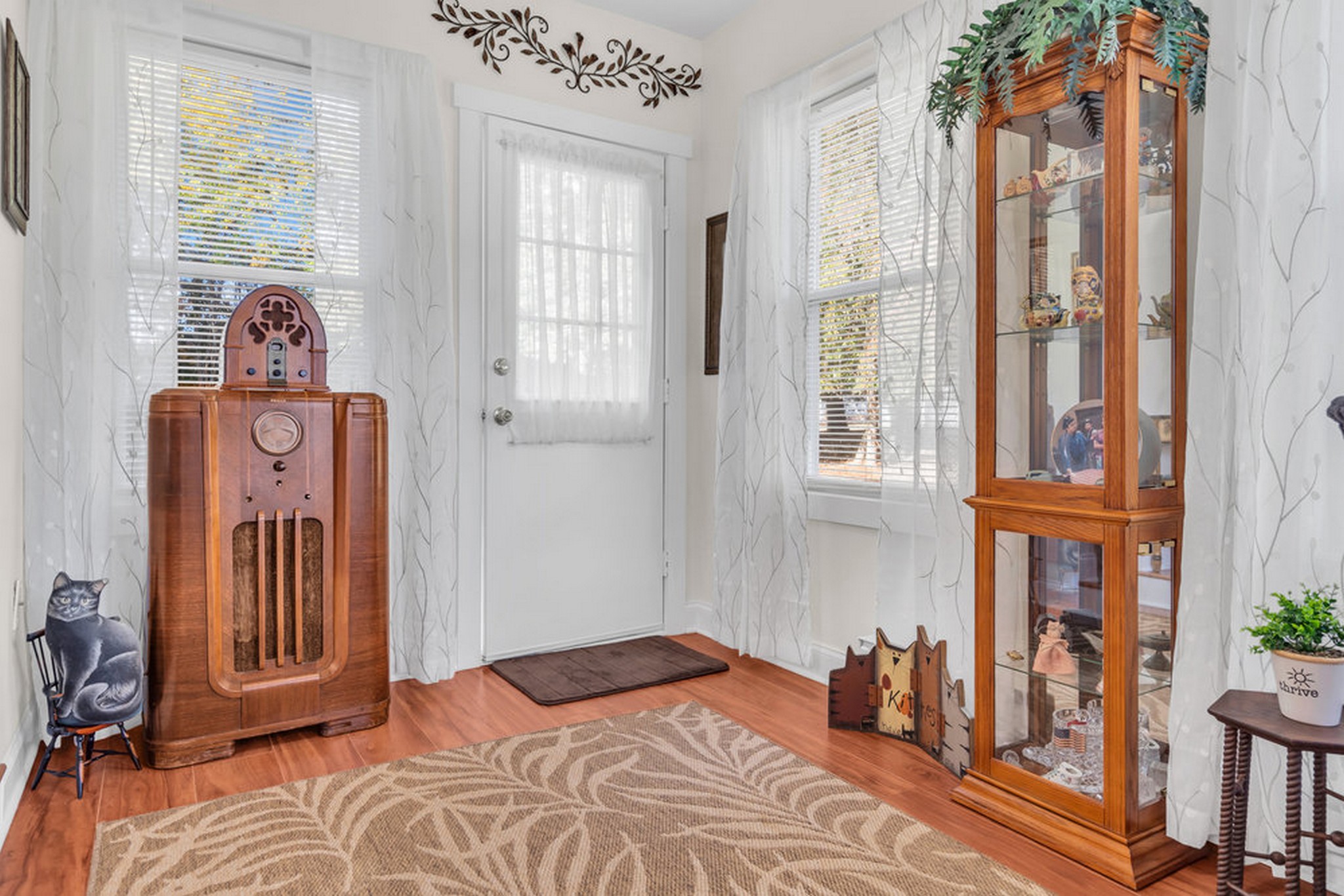  Meticulously Upgraded Sherbourne Model in Crestwood 5 - 物件實景