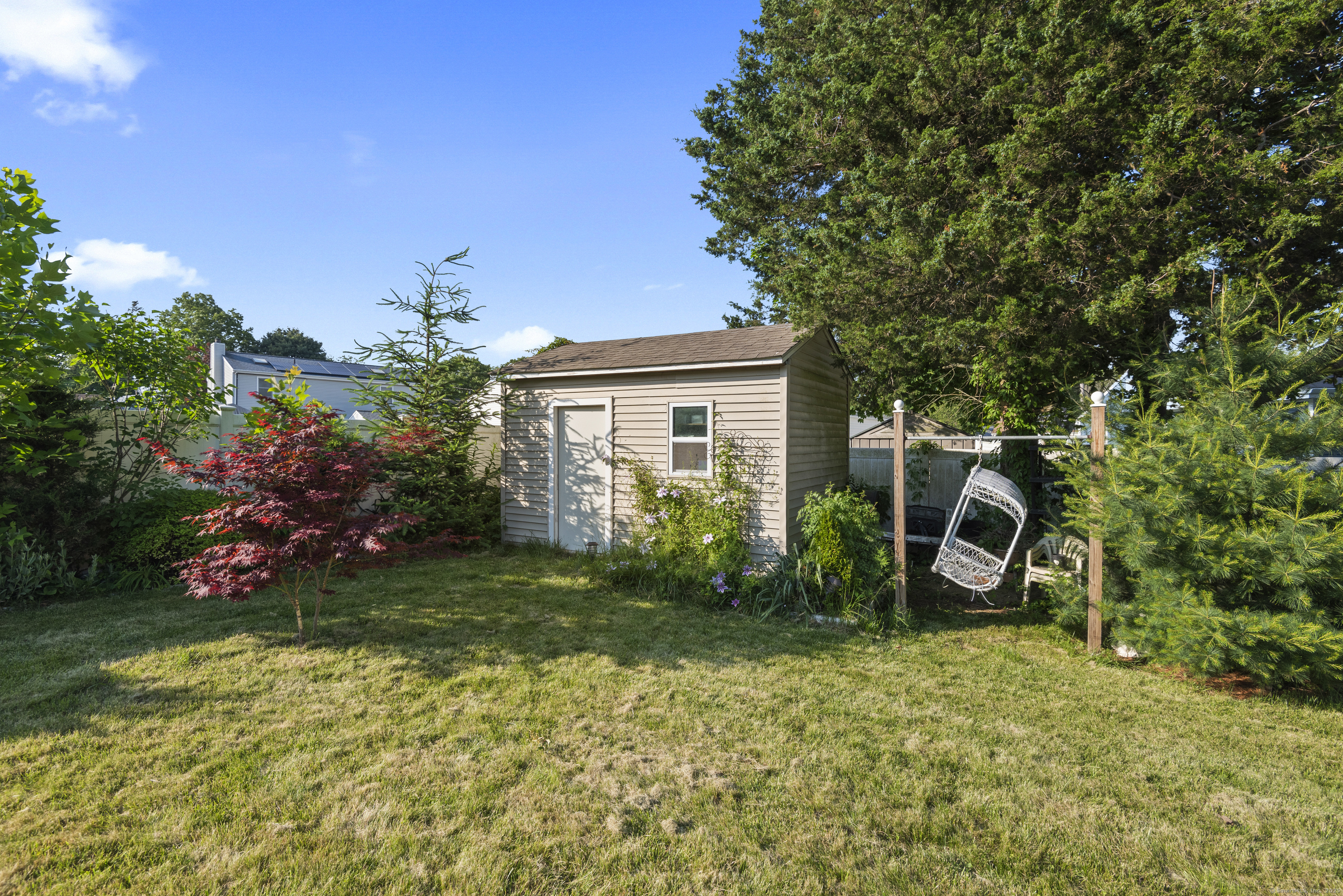 Milford, Connecticut, 06460, United States, 4 Bedrooms Bedrooms, ,3 BathroomsBathrooms,Residential,For Sale,1848853