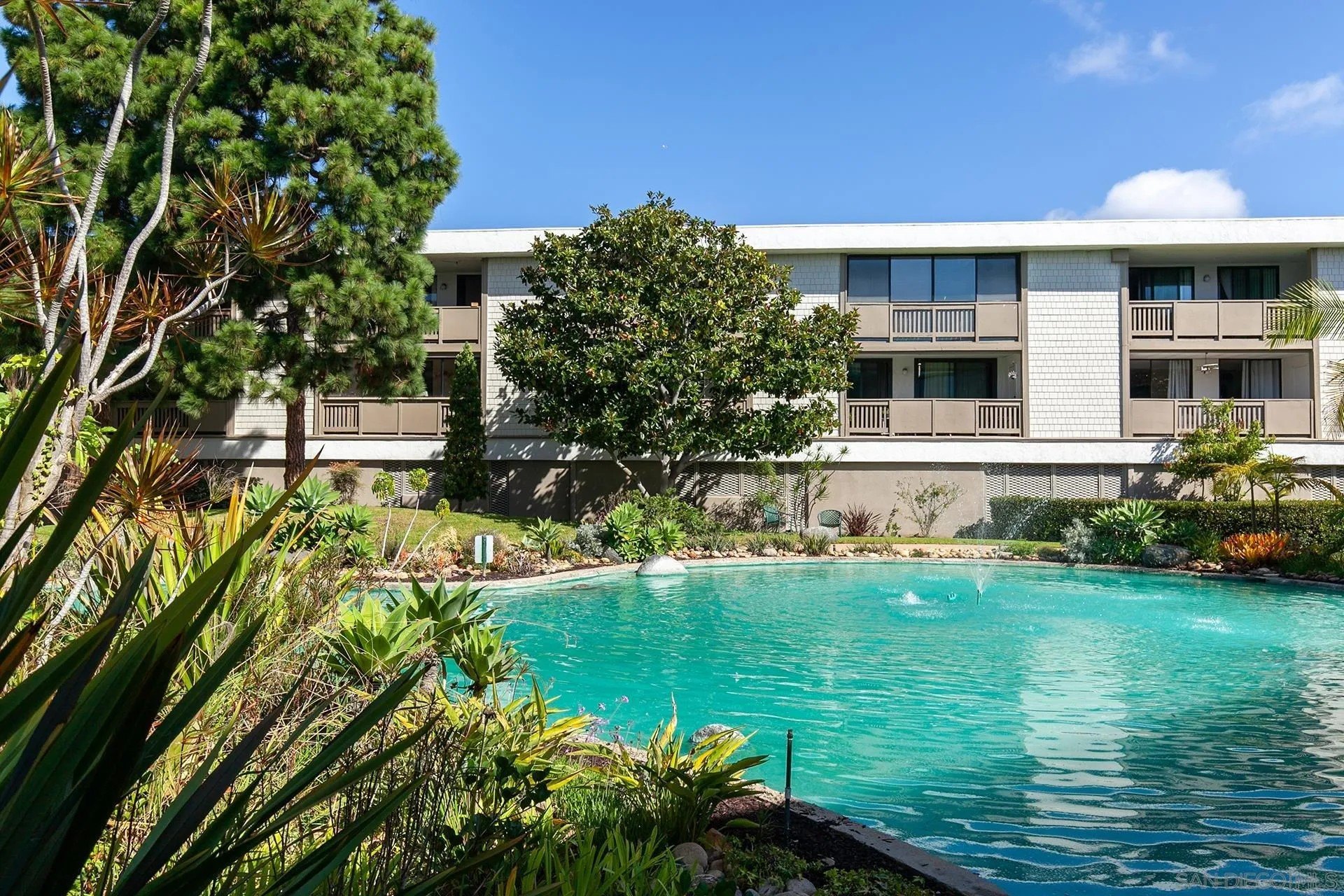 San Diego, California, 92110, United States, 1 Bedroom Bedrooms, ,1 BathroomBathrooms,Residential,For Sale,1970133