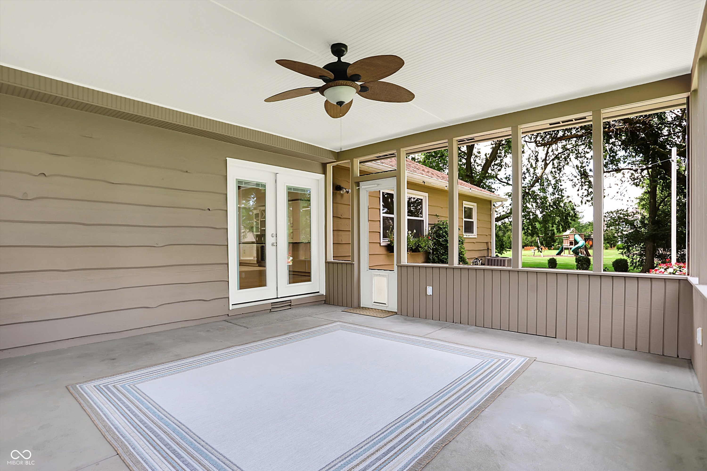 Zionsville, Indiana, 46077, United States, 3 Bedrooms Bedrooms, ,3 BathroomsBathrooms,Residential,For Sale,1975998