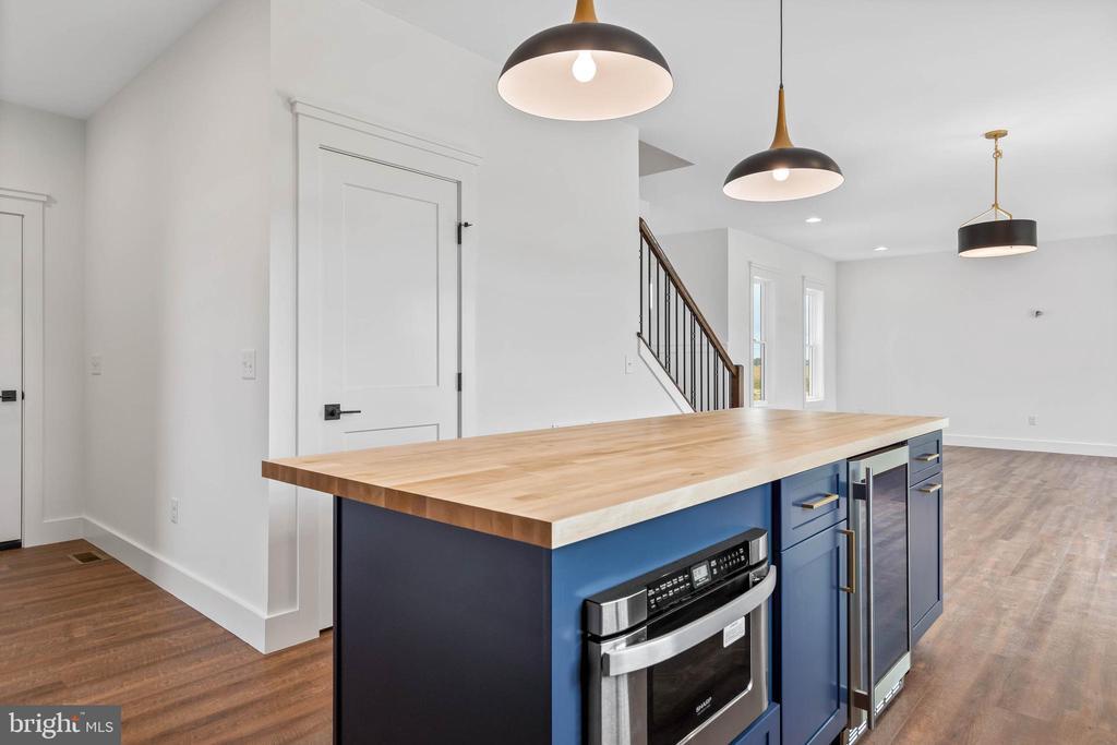 22520 Hummingbird Road, Ellendale, Delaware, 19941, United States, 4 Bedrooms Bedrooms, ,4 BathroomsBathrooms,Residential,For Sale,22520 Hummingbird Road,1635216