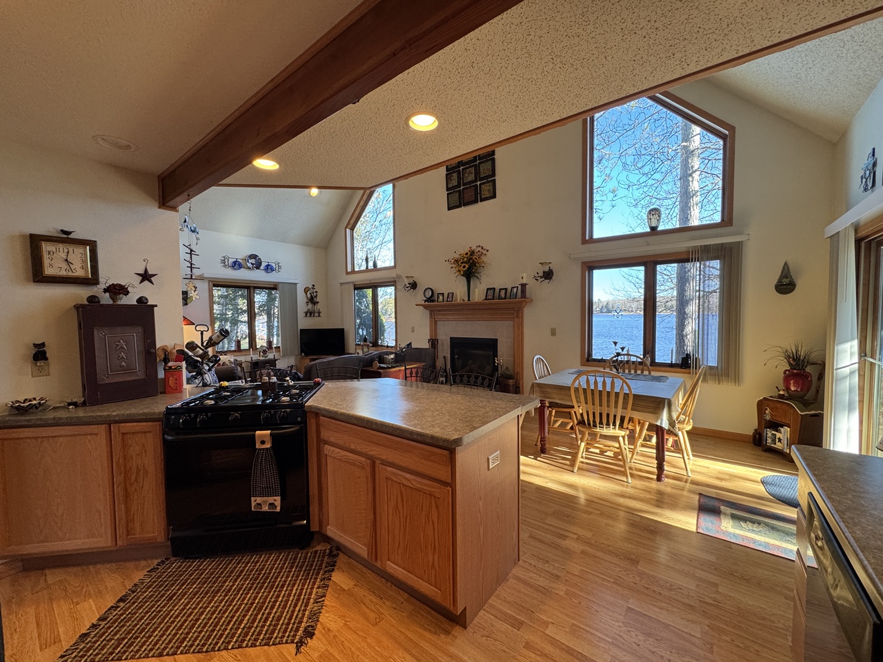 Oma, Wisconsin, 54534, United States, 2 Bedrooms Bedrooms, ,2 BathroomsBathrooms,Residential,For Sale,1995174