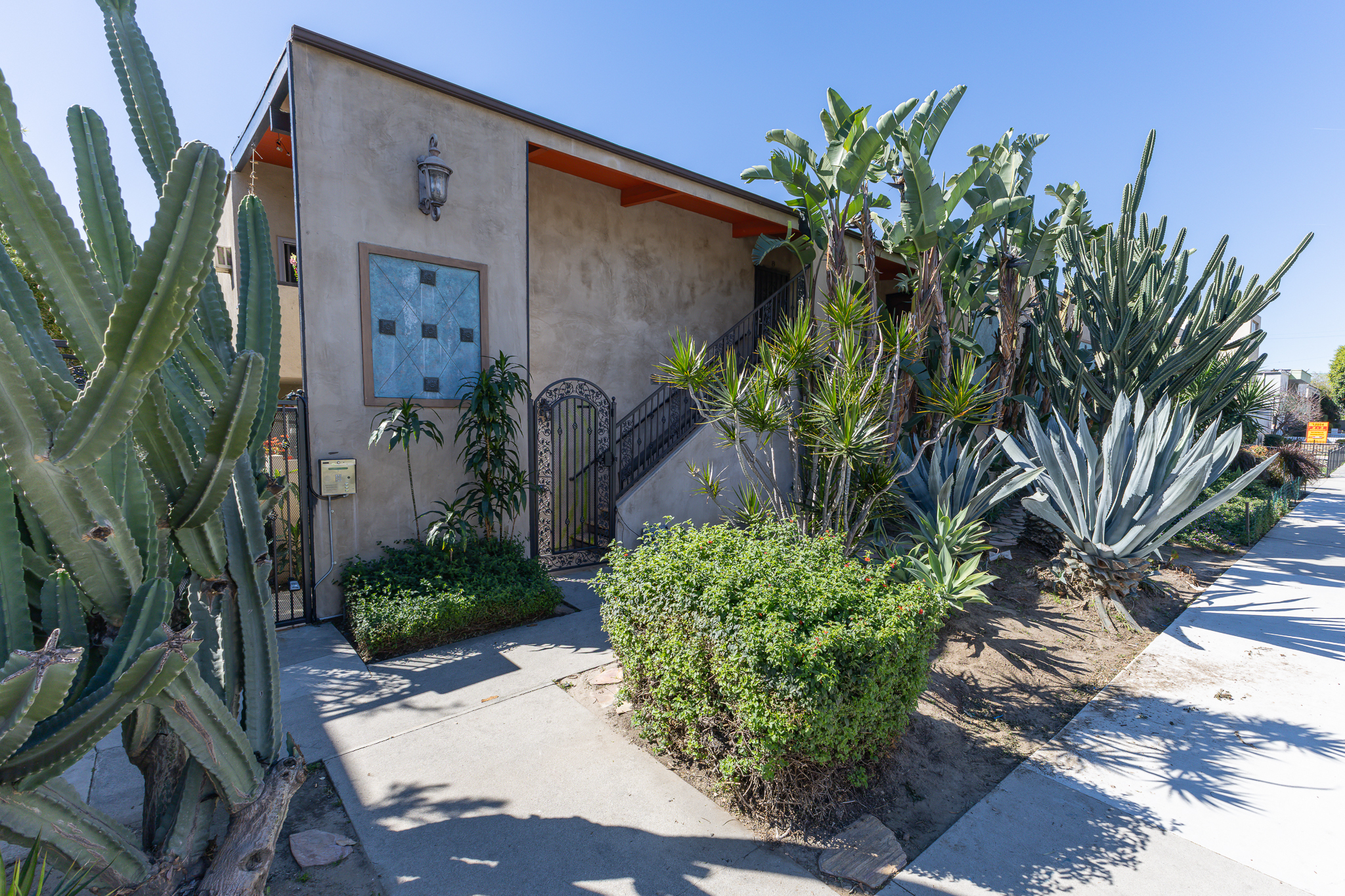  12014 Kling Street, #18 - 物件實景