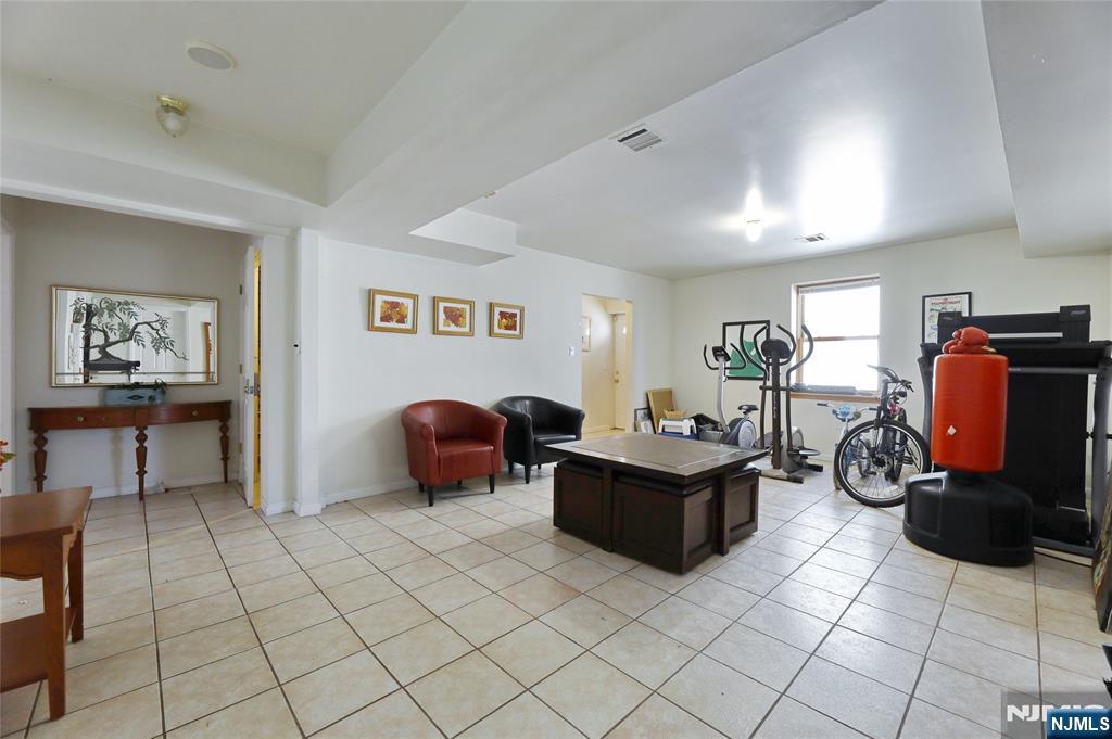 North Arlington, New Jersey, 07031, United States, 6 Bedrooms Bedrooms, ,4 BathroomsBathrooms,Residential,For Sale,1974124