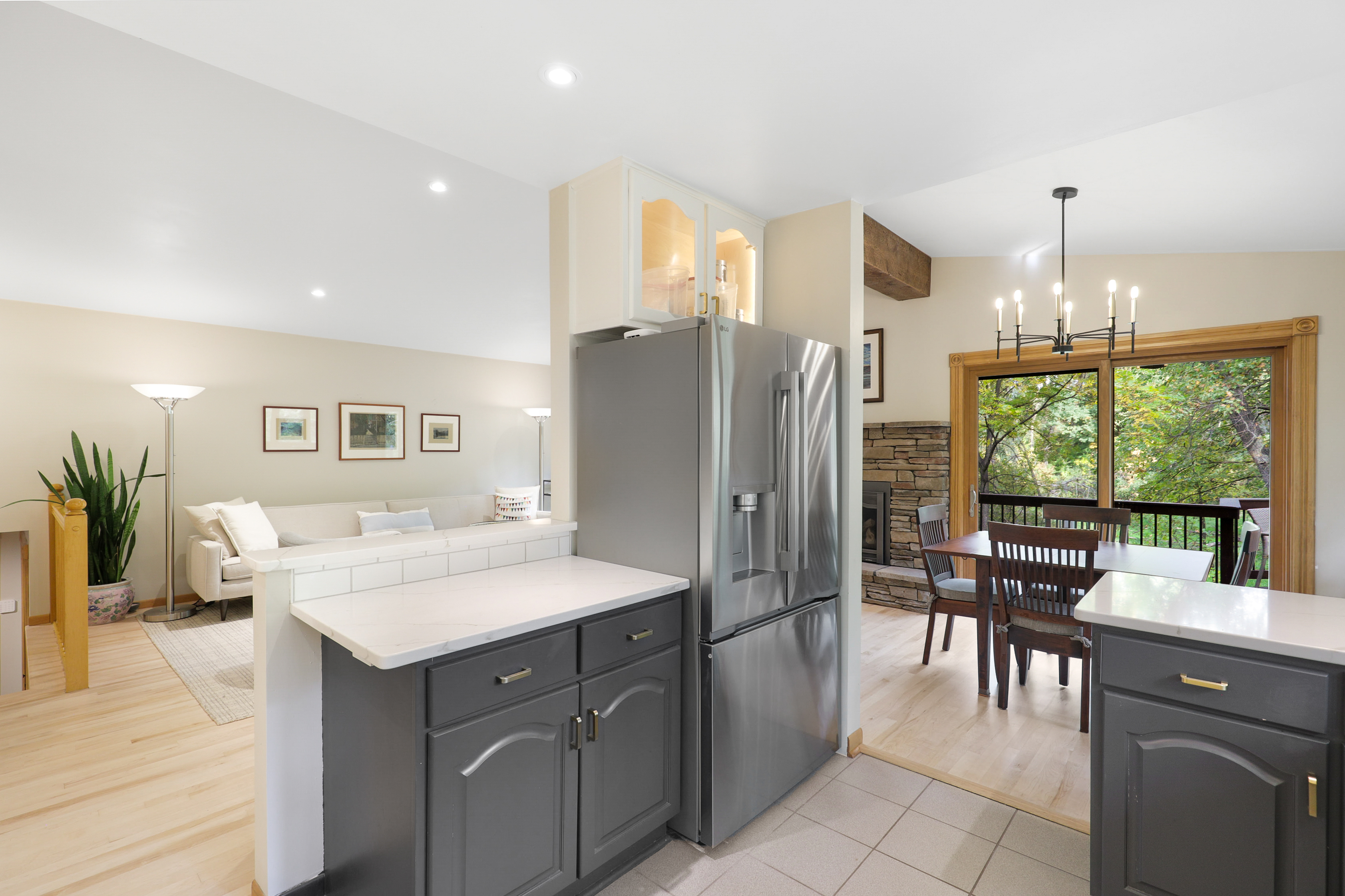  Charming Home in Peaceful North Oaks Setting - 物件實景