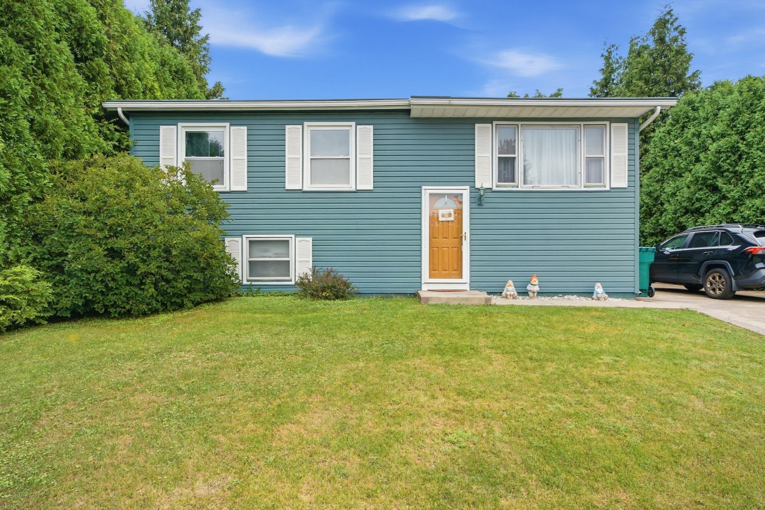 Taney Pl, Merrillville, IN 46410