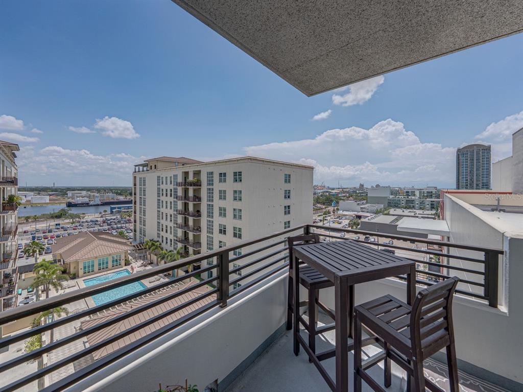 Tampa, Florida, 33602, United States, 1 Bedroom Bedrooms, ,2 BathroomsBathrooms,Residential,For Sale,1807675