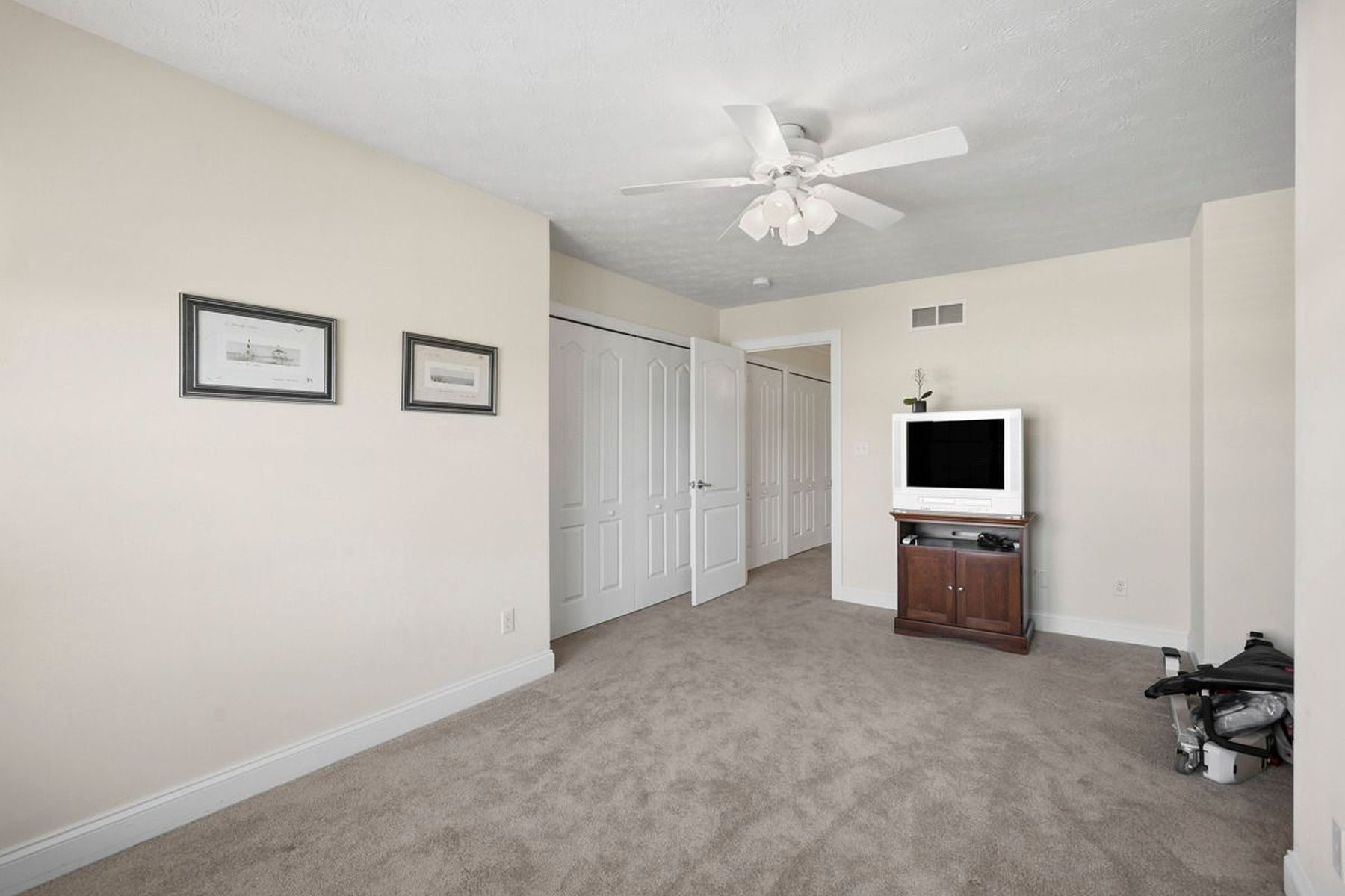  403 Katy Lane, Oakdale, PA 15071 - 物件實景