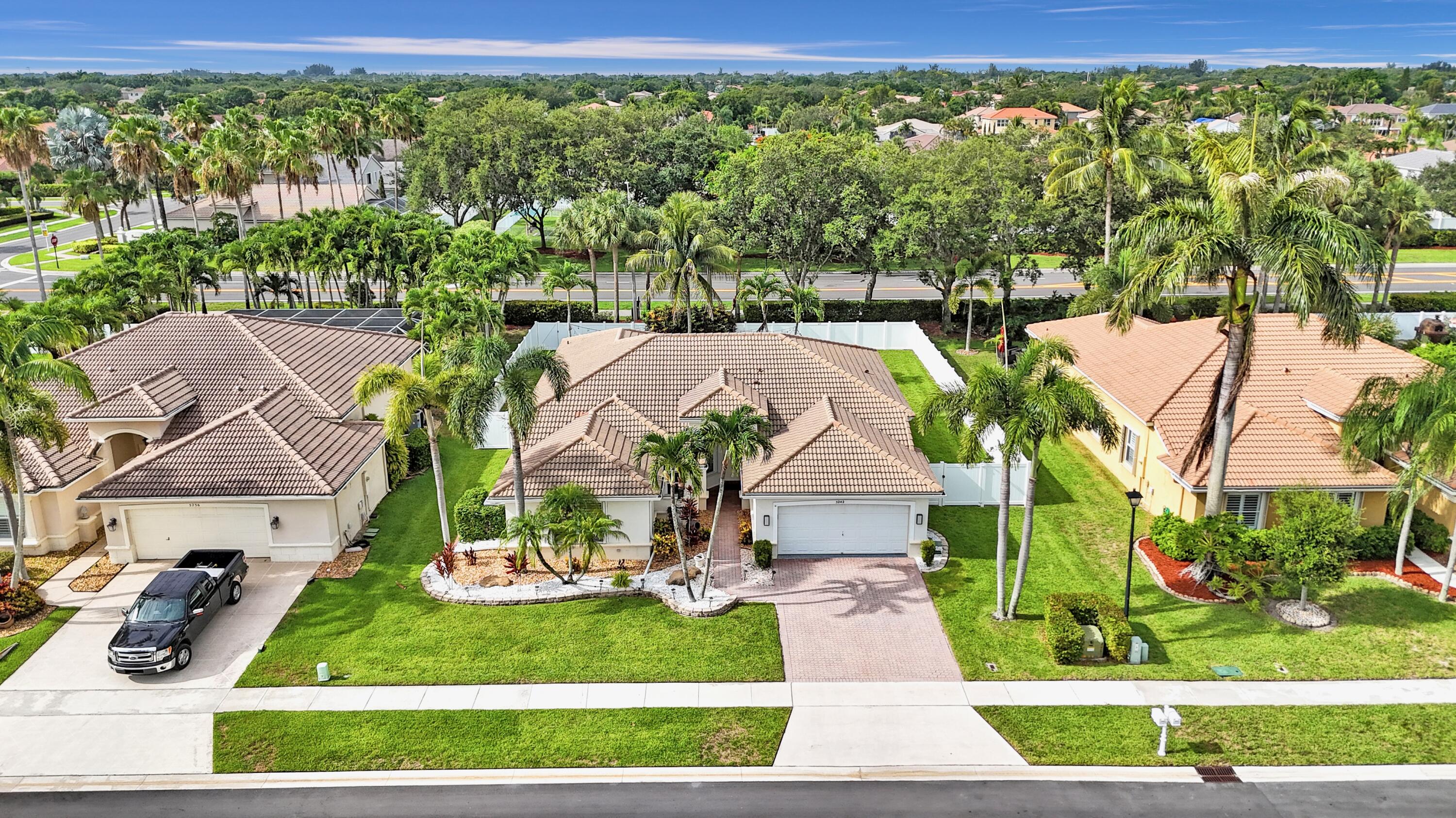 Lake Worth, Florida, 33463, United States, 3 Bedrooms Bedrooms, ,3 BathroomsBathrooms,Residential,For Sale,1905874