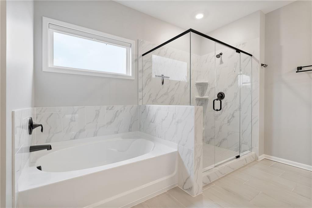 Buford, Georgia, 30519, United States, 5 Bedrooms Bedrooms, ,4 BathroomsBathrooms,Residential,For Sale,1896602