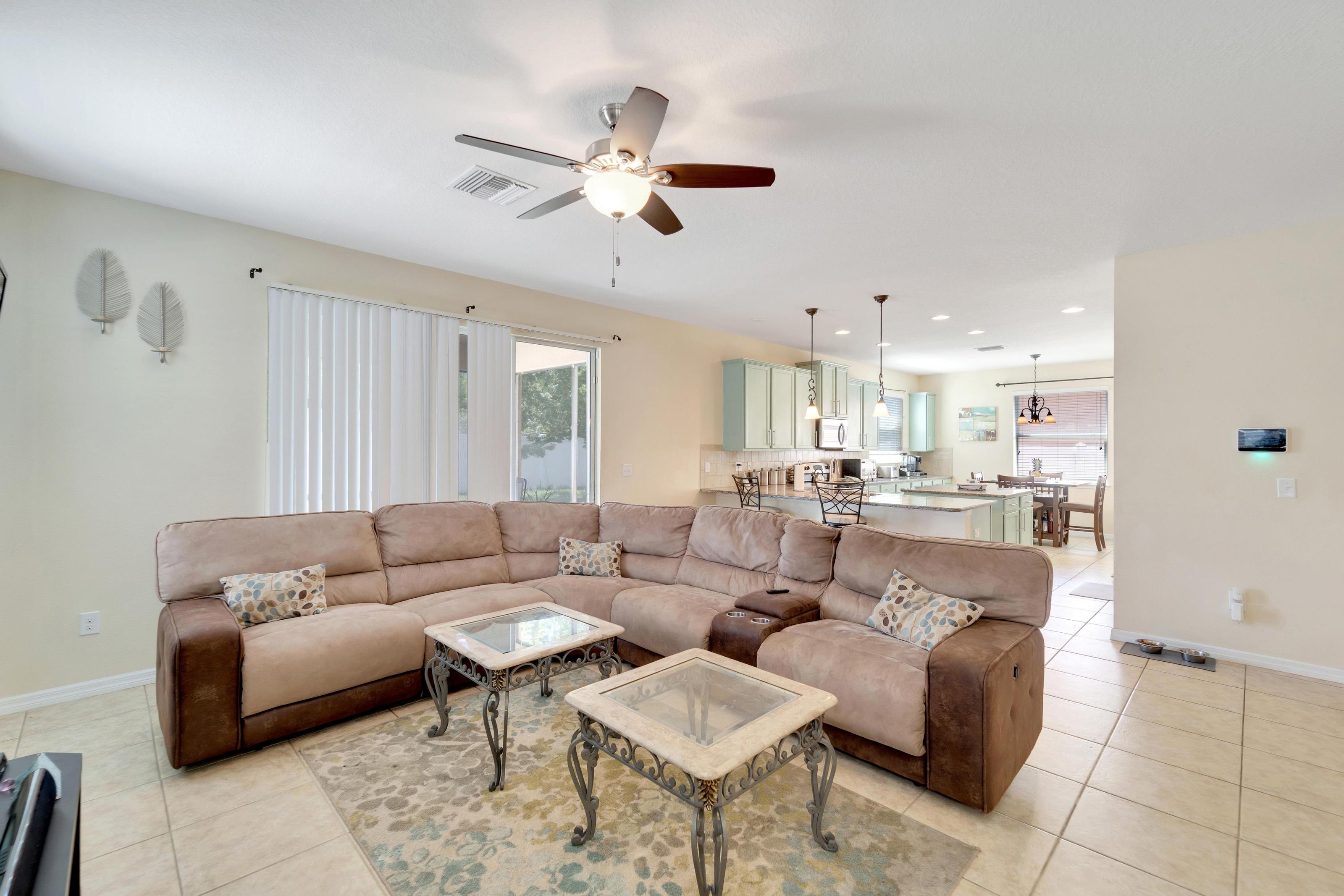 Riverview, Florida, 33578, United States, 5 Bedrooms Bedrooms, ,5 BathroomsBathrooms,Residential,For Sale,1869985