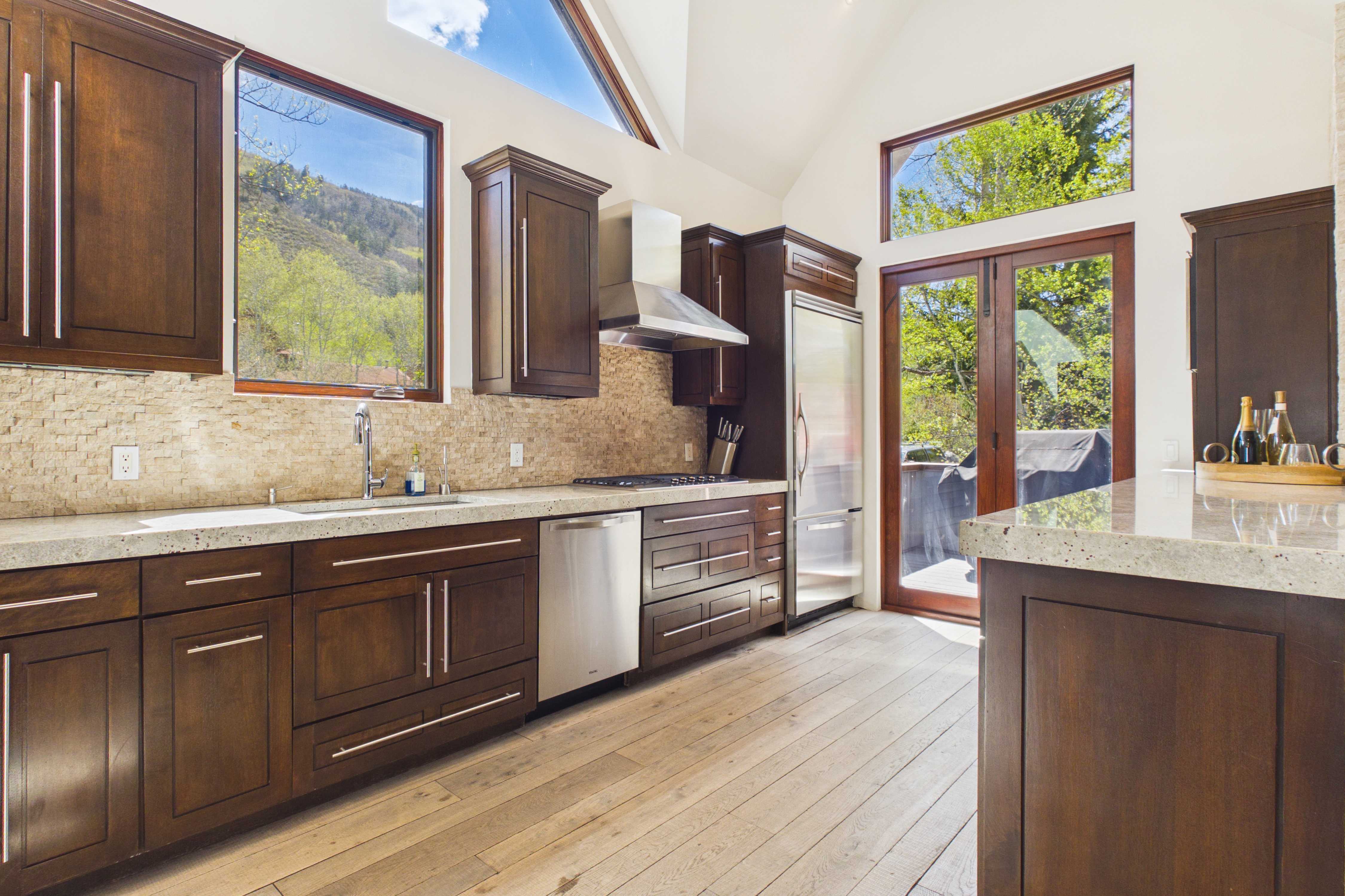  Prime Aspen Location  Mountain Modern Luxury  Turnkey Convenience - 物件實景