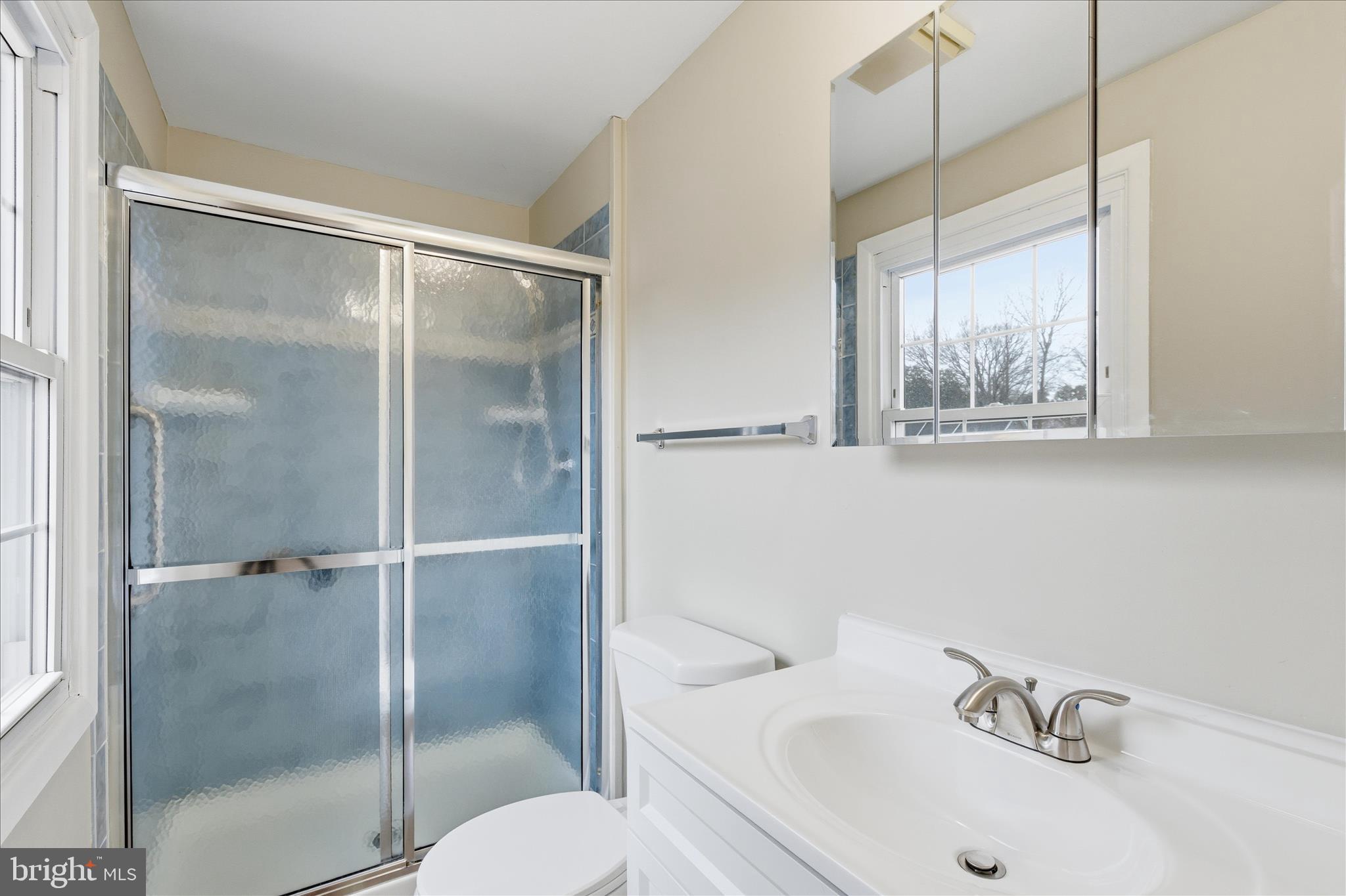 Bowie, Maryland, 20715, United States, 5 Bedrooms Bedrooms, ,3 BathroomsBathrooms,Residential,For Sale,2009655