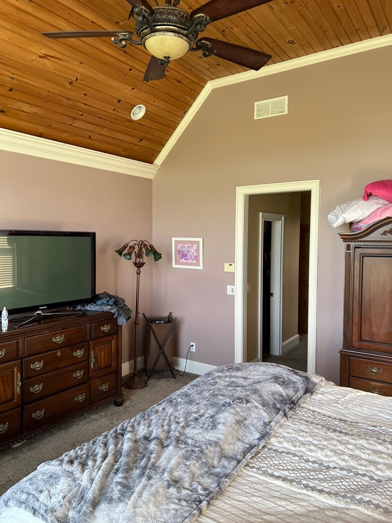 Ellijay, Georgia, 30536, United States, 4 Bedrooms Bedrooms, ,4 BathroomsBathrooms,Residential,For Sale,1876952