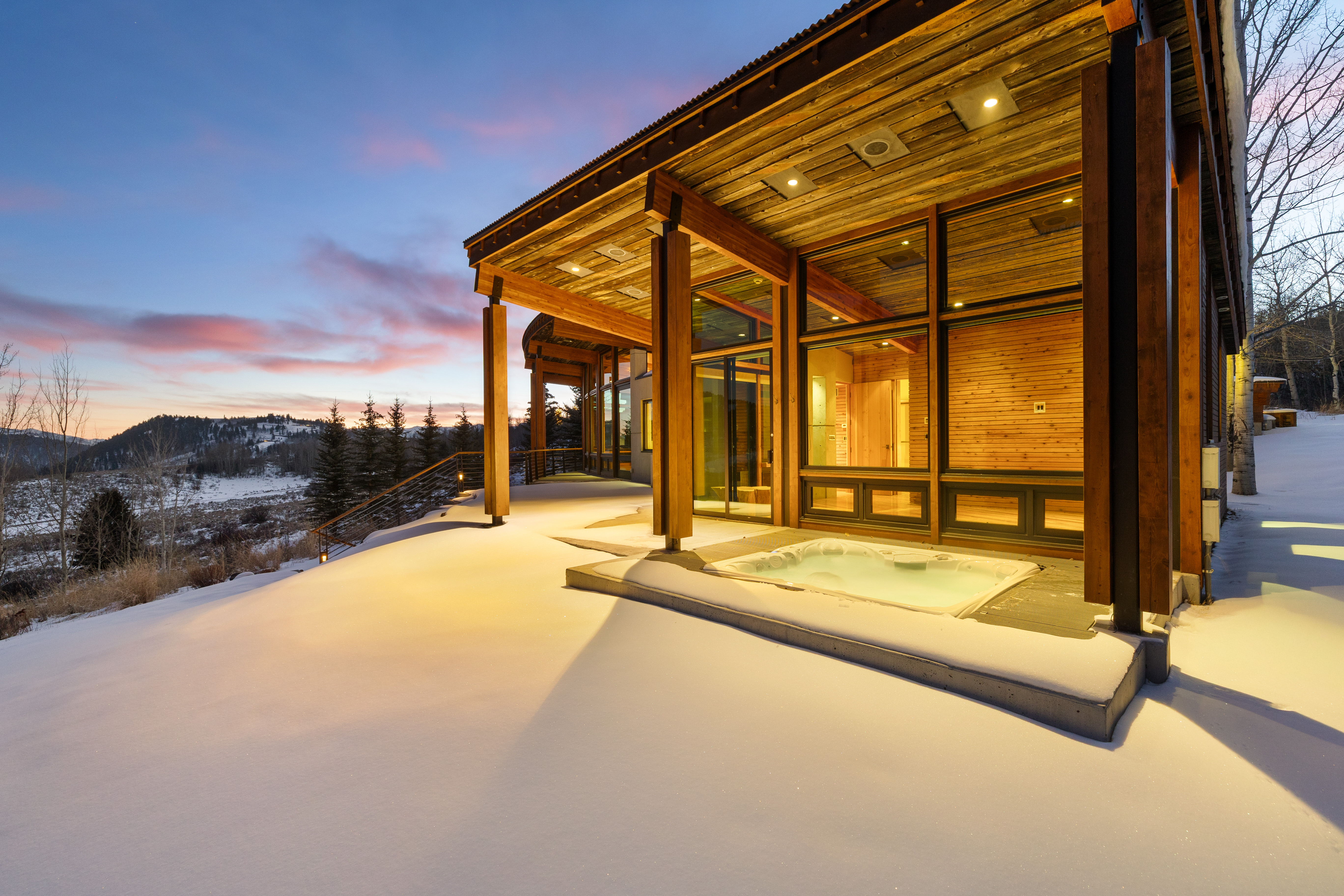  Modern Hillside Sanctuary - 物件實景