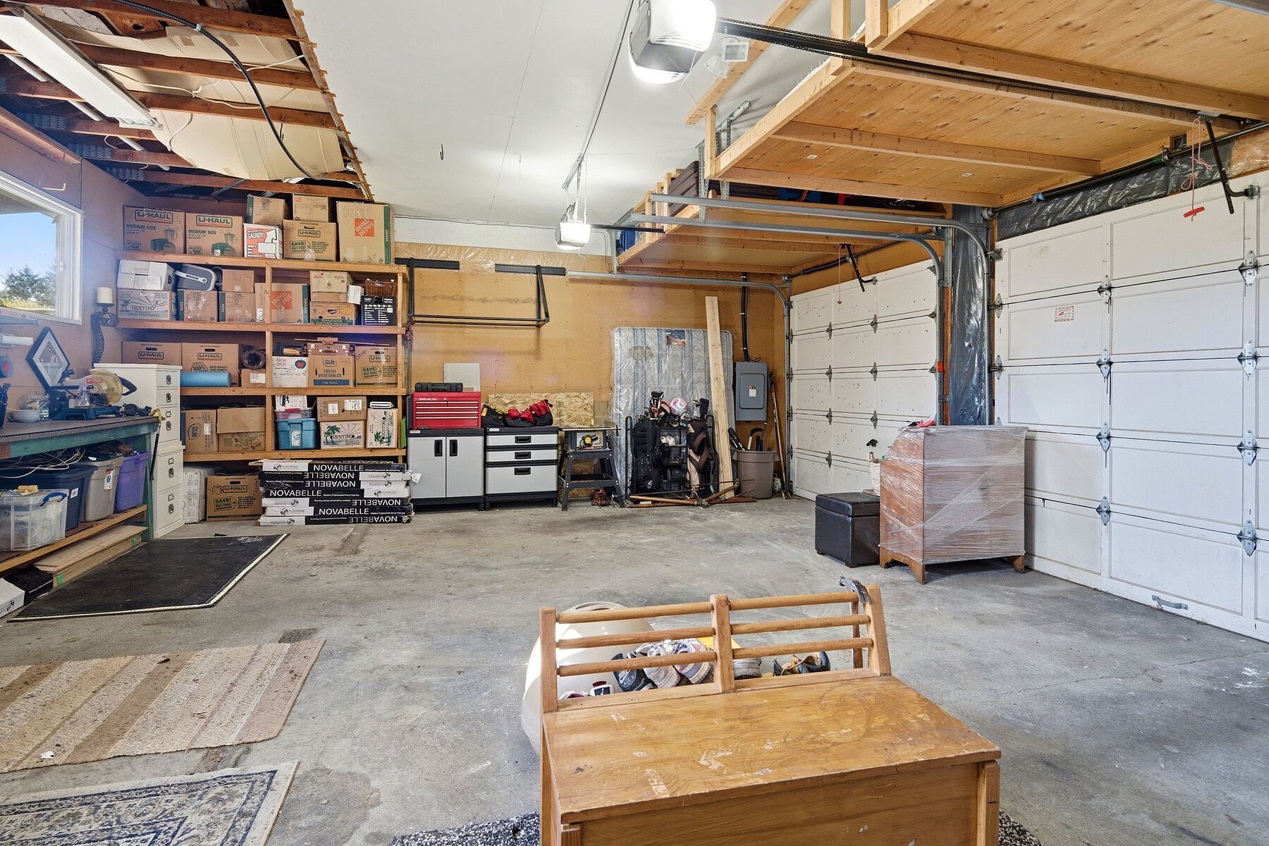  Gordon Head Family Home - 物件實景