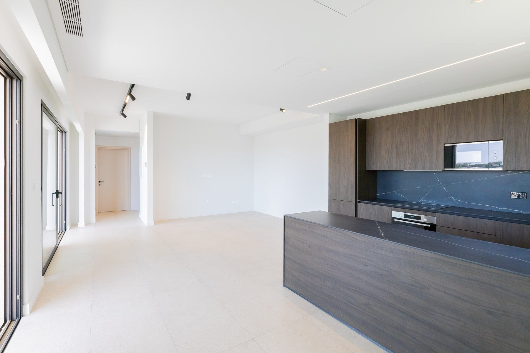  Contemporary 3 Bedroom Apartment with Golf Views in Limassol Greens - 物件實景