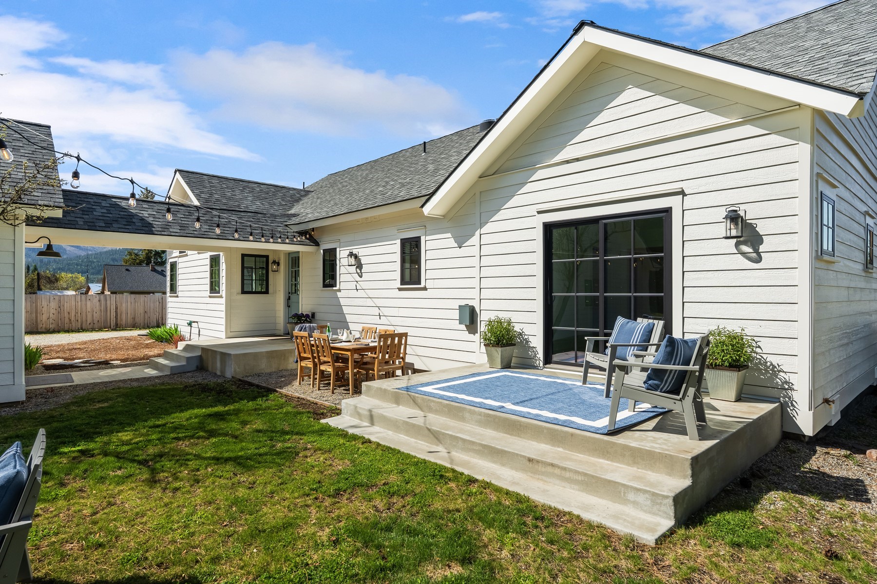  River Town Revival - 物件實景