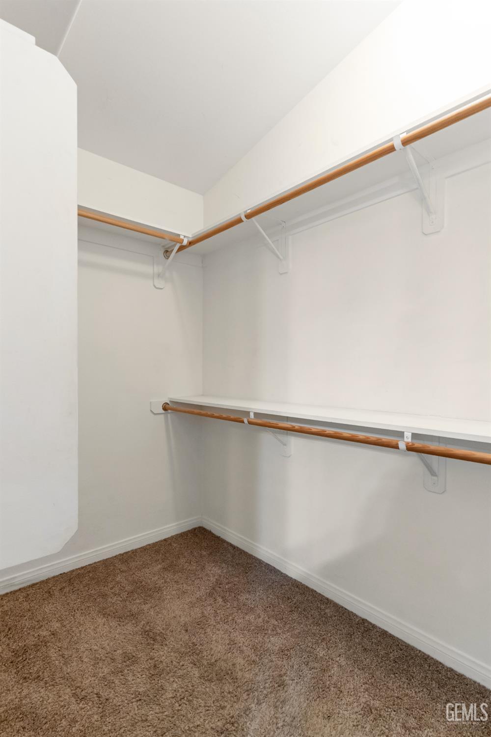 Bakersfield, California, 93311, United States, 5 Bedrooms Bedrooms, ,2 BathroomsBathrooms,Residential,For Sale,1985071