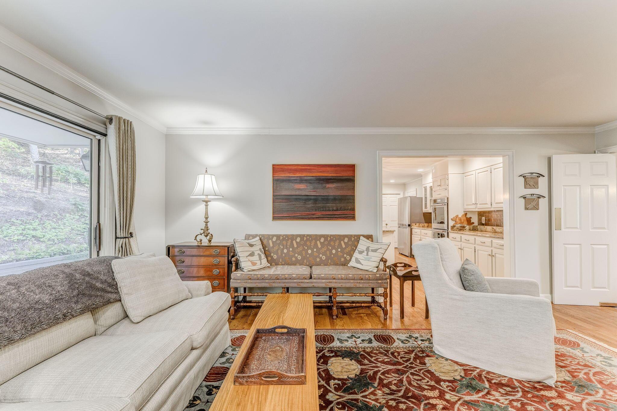 Dalton, Georgia, 30720, United States, 4 Bedrooms Bedrooms, ,4 BathroomsBathrooms,Residential,For Sale,1998245