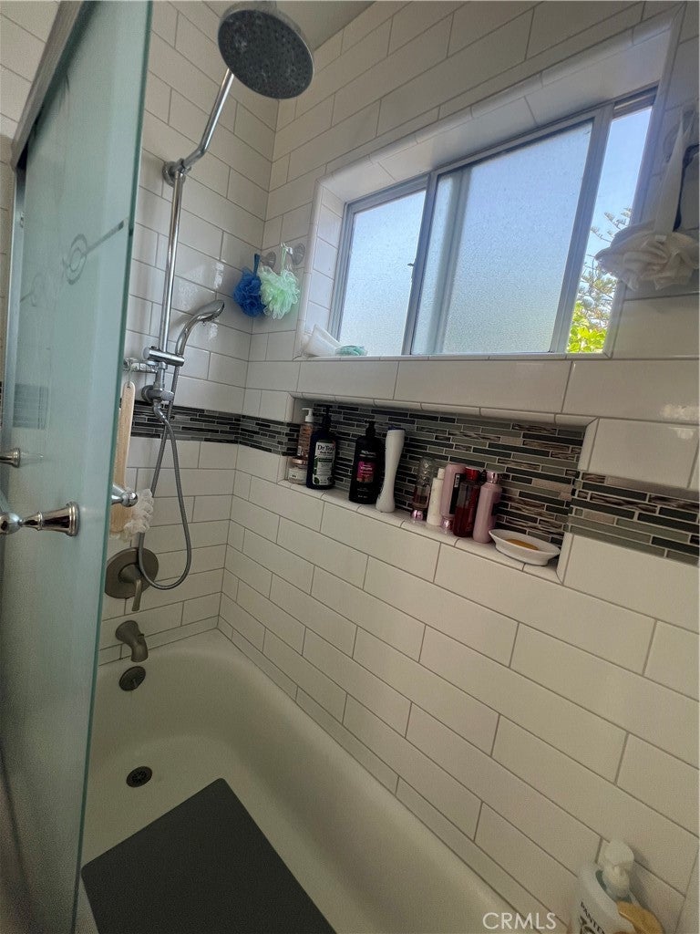 Tujunga, California, 91042, United States, 3 Bedrooms Bedrooms, ,3 BathroomsBathrooms,Residential,For Sale,2048284