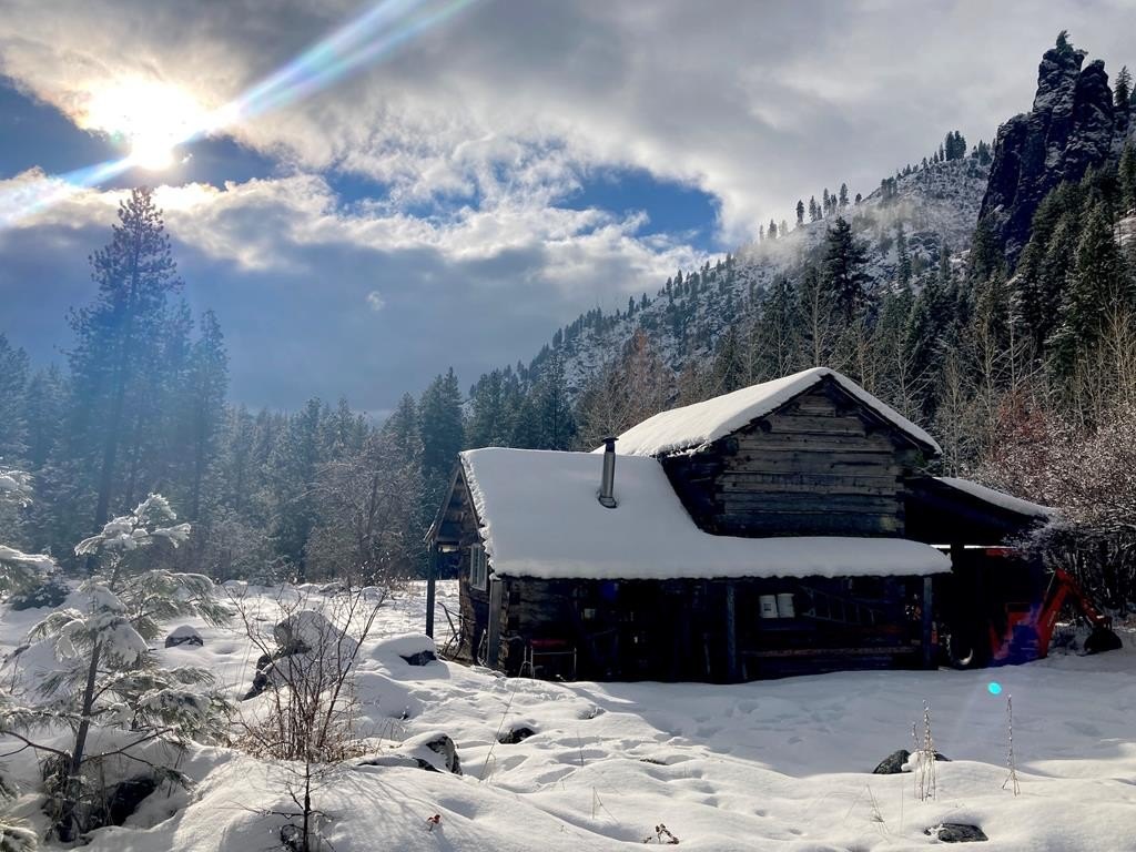 Riggins, Idaho, 83549, United States, 1 Bedroom Bedrooms, ,Residential,For Sale,1762926