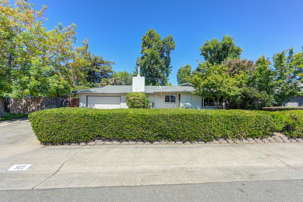 Roseville, California, 95678, United States, 3 Bedrooms Bedrooms, ,2 BathroomsBathrooms,Residential,For Sale,1940546
