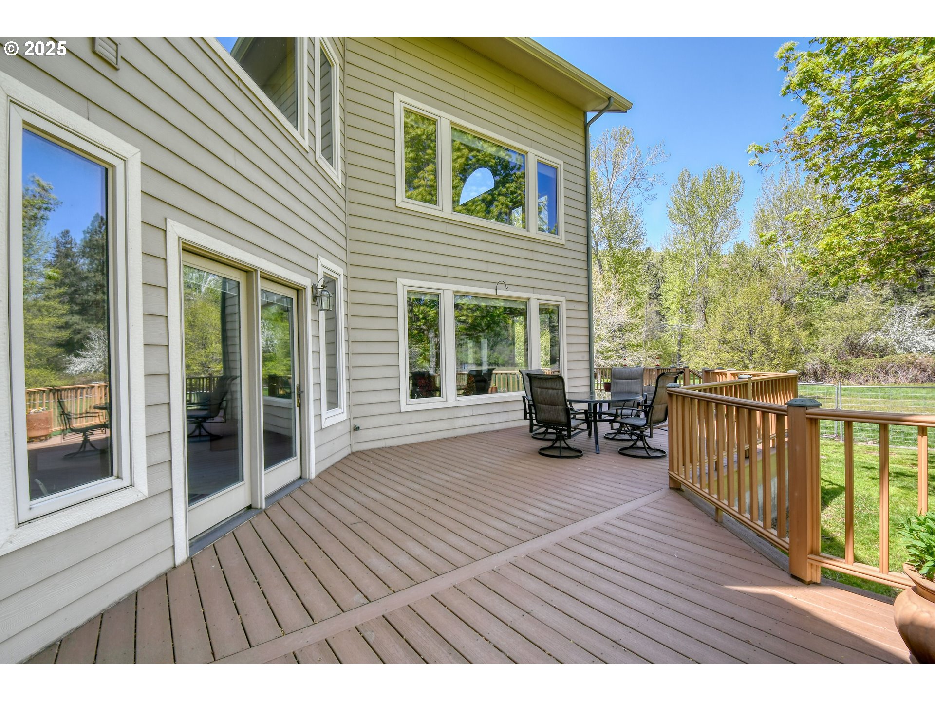Adams, Oregon, 97810, United States, 4 Bedrooms Bedrooms, ,3 BathroomsBathrooms,Residential,For Sale,1793219