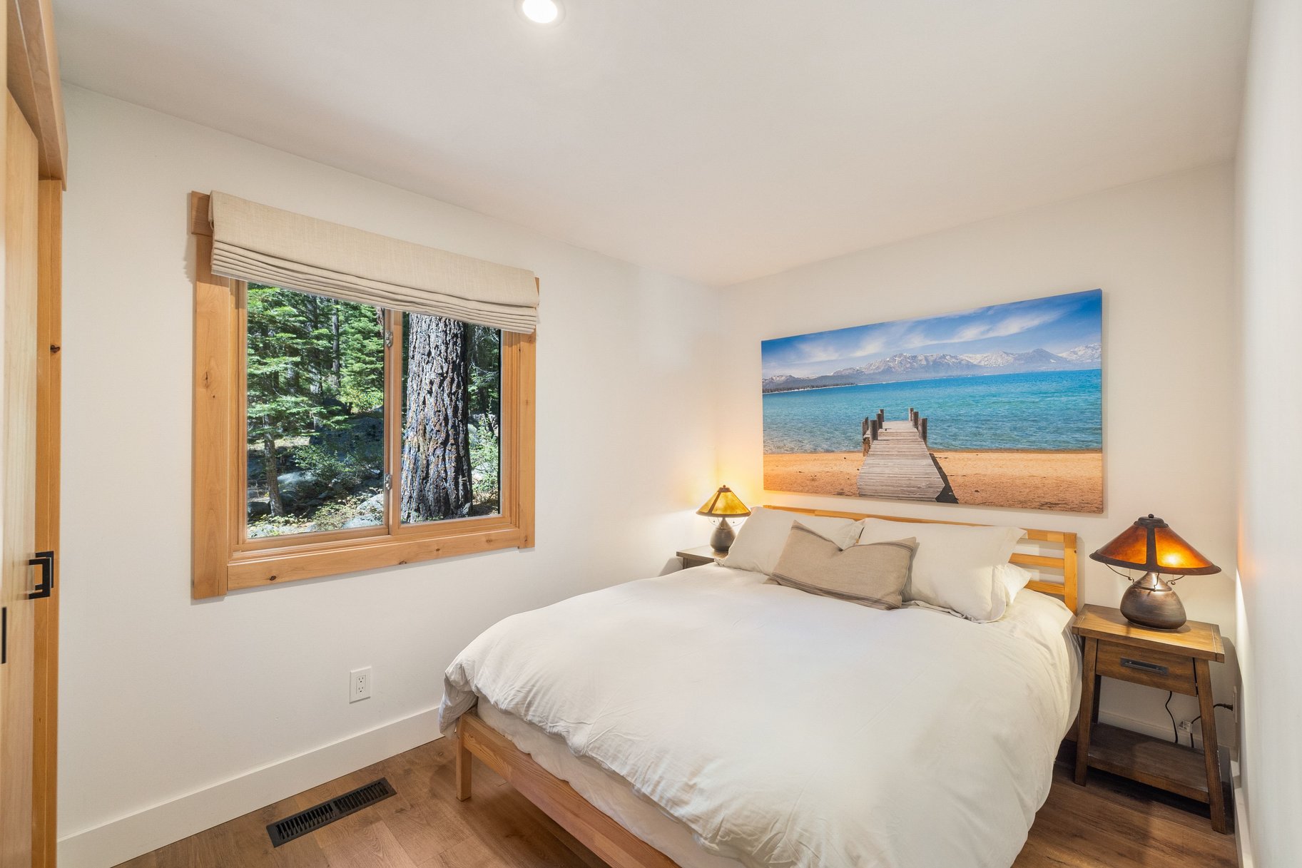  Rare Donner Tract home with private beach and pier access. - 物件實景