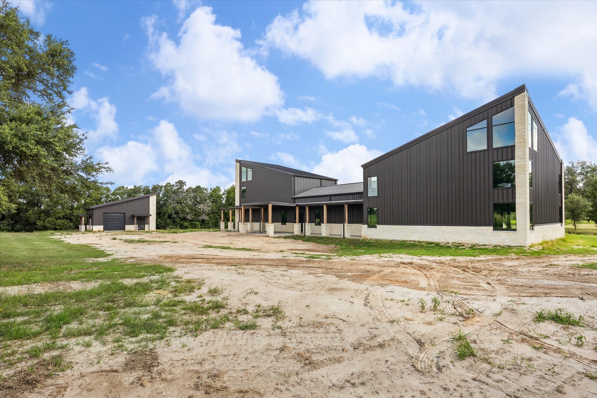  1286 S State Hwy 237 - 物件實景
