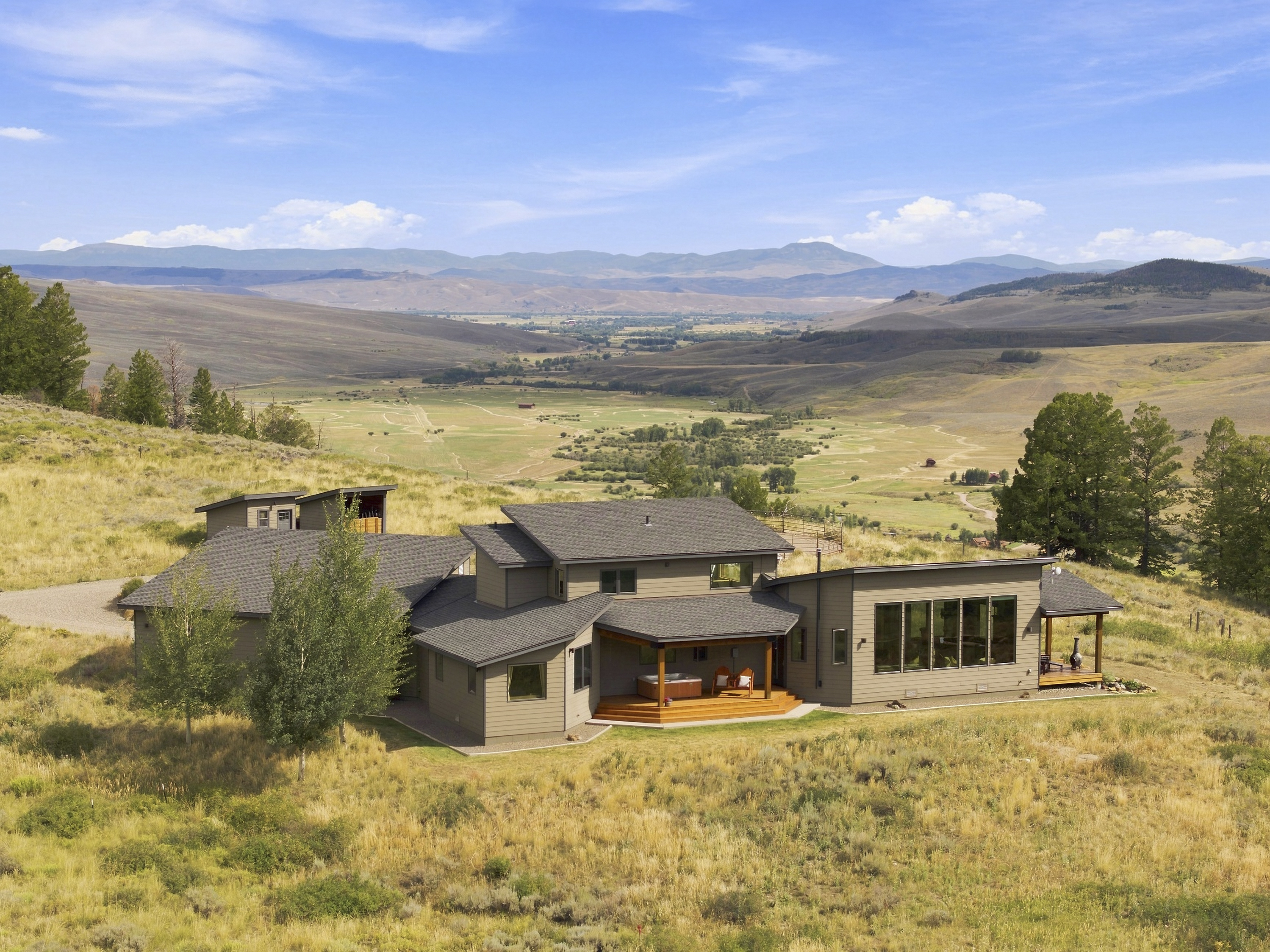  A True Colorado Legacy Property on 35 Acres - 物件實景