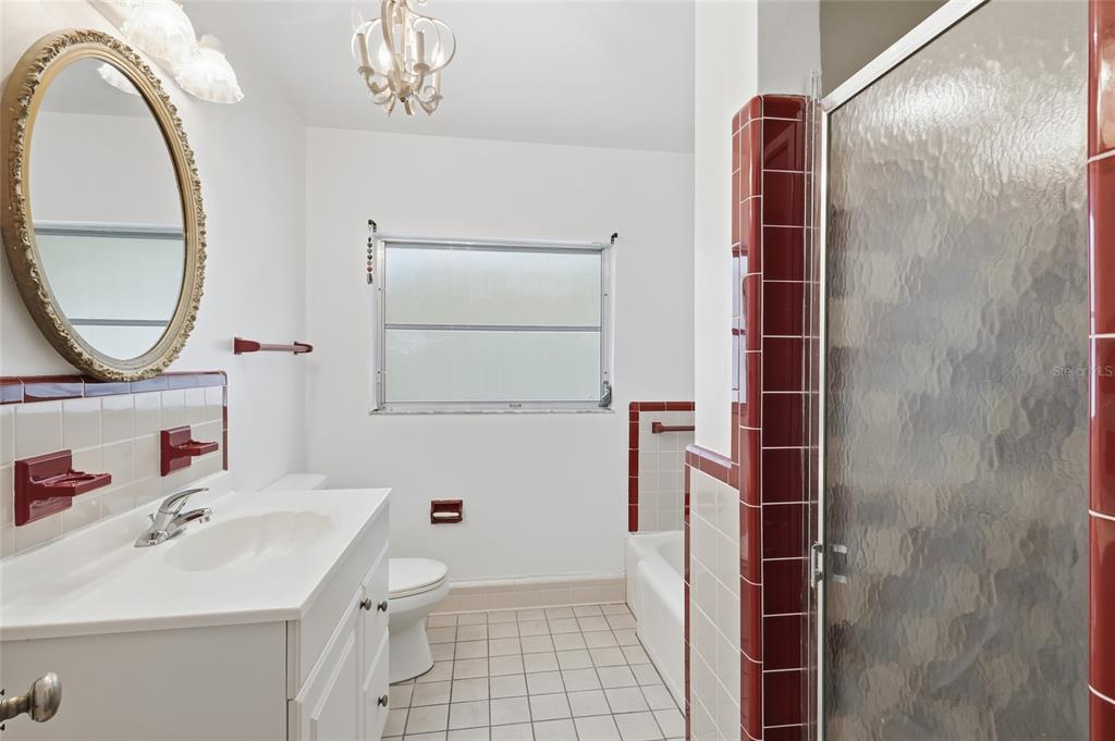 Sarasota, Florida, 34243, United States, 2 Bedrooms Bedrooms, ,2 BathroomsBathrooms,Residential,For Sale,1989484