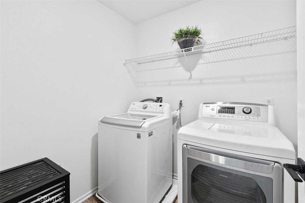 Winchester, California, 92596, United States, 5 Bedrooms Bedrooms, ,3 BathroomsBathrooms,Residential,For Sale,1986511