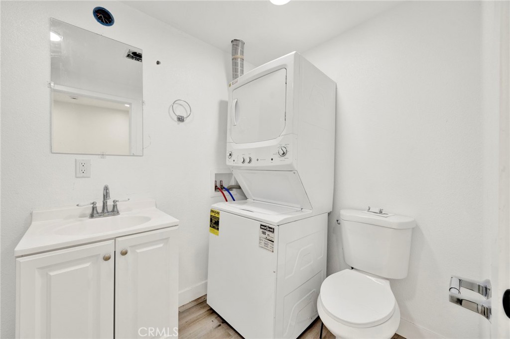 Pasadena, California, 91106, United States, ,Residential,For Sale,1895777