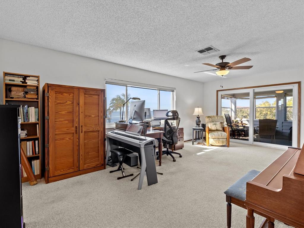 Tarpon Springs, Florida, 34689, United States, 3 Bedrooms Bedrooms, ,3 BathroomsBathrooms,Residential,For Sale,1684386