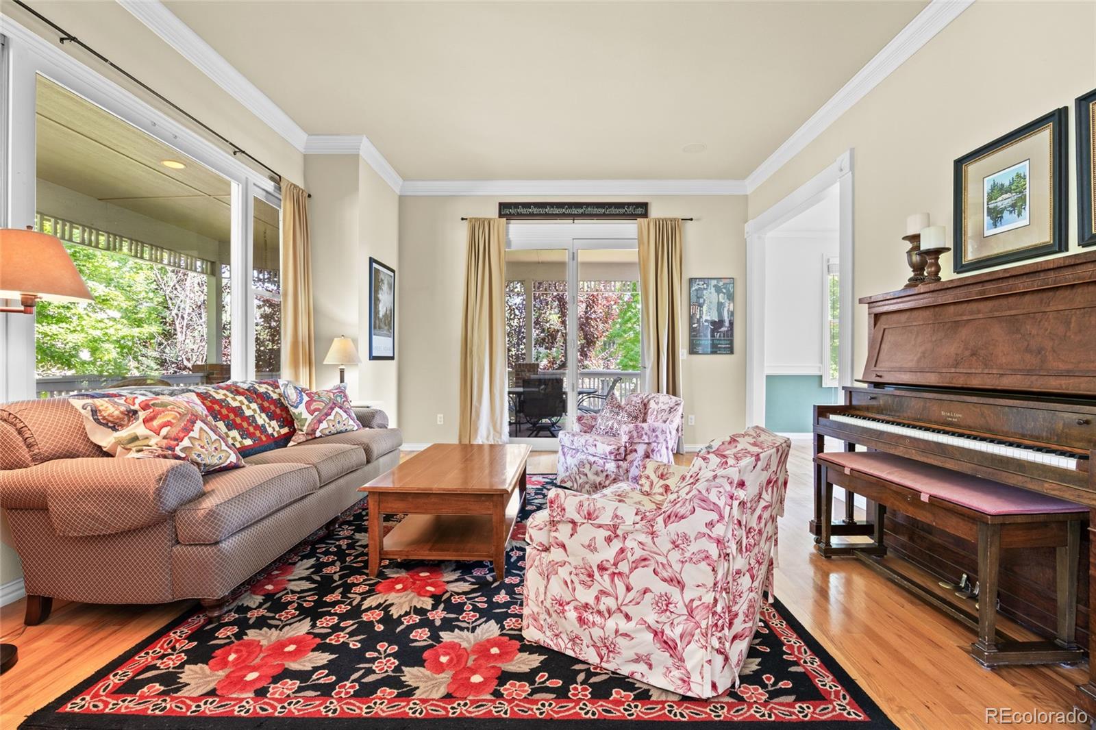 Littleton, Colorado, 80127, United States, 4 Bedrooms Bedrooms, ,4 BathroomsBathrooms,Residential,For Sale,1940937