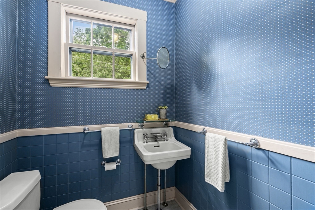 Belmont, Massachusetts, 02478, United States, 5 Bedrooms Bedrooms, ,3 BathroomsBathrooms,Residential,For Sale,1938844