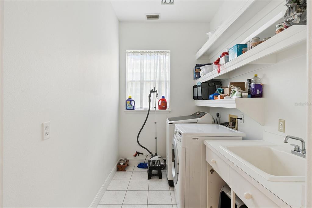 Lake Mary, Florida, 32746, United States, 4 Bedrooms Bedrooms, ,3 BathroomsBathrooms,Residential,For Sale,2003180