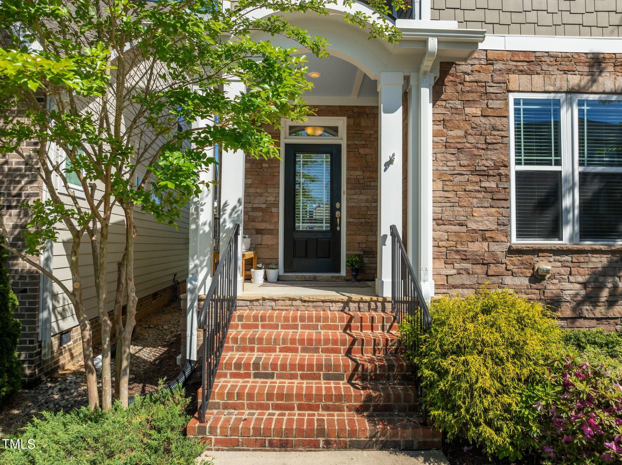 Chapel Hill, North Carolina, 27516, United States, 4 Bedrooms Bedrooms, ,3 BathroomsBathrooms,Residential,For Sale,1905882