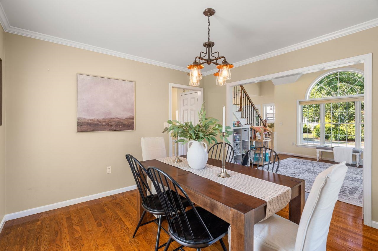 Exeter, New Hampshire, 03833, United States, 3 Bedrooms Bedrooms, ,2 BathroomsBathrooms,Residential,For Sale,1947077