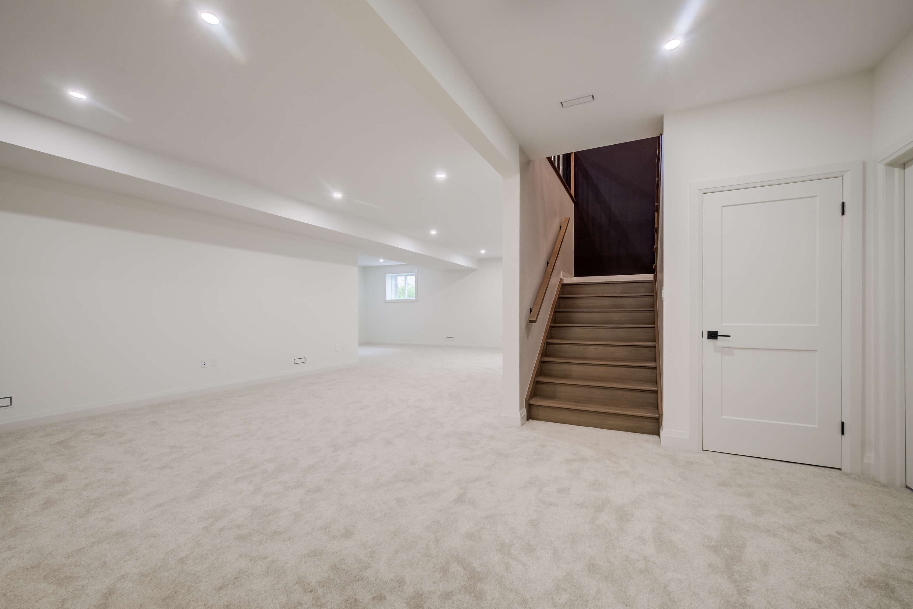  Custom-Built Bungalow - 物件實景