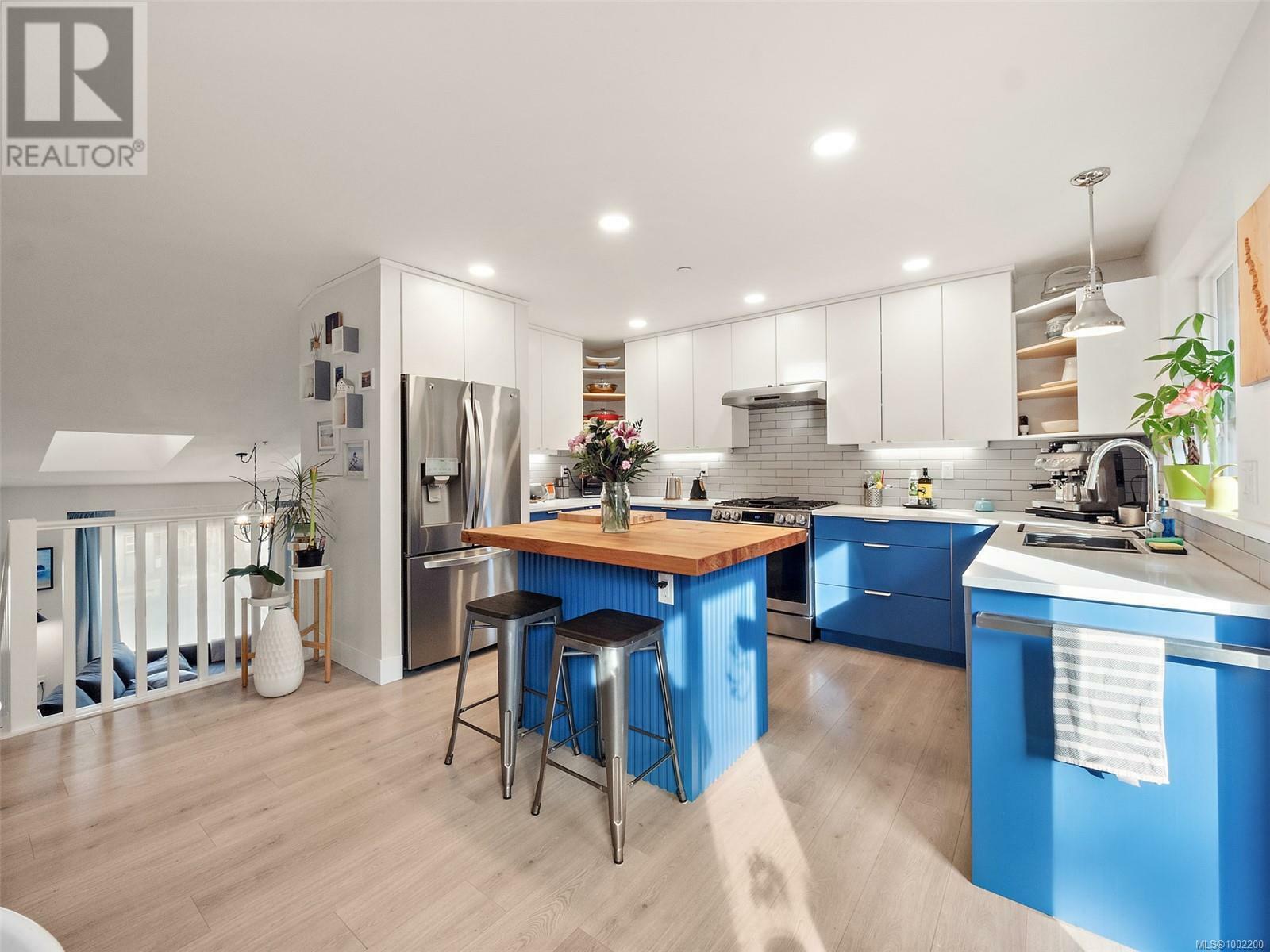 LANGFORD, British Columbia, V9B 0A1, CA, 4 Bedrooms Bedrooms, ,3 BathroomsBathrooms,Residential,For Sale,1874259
