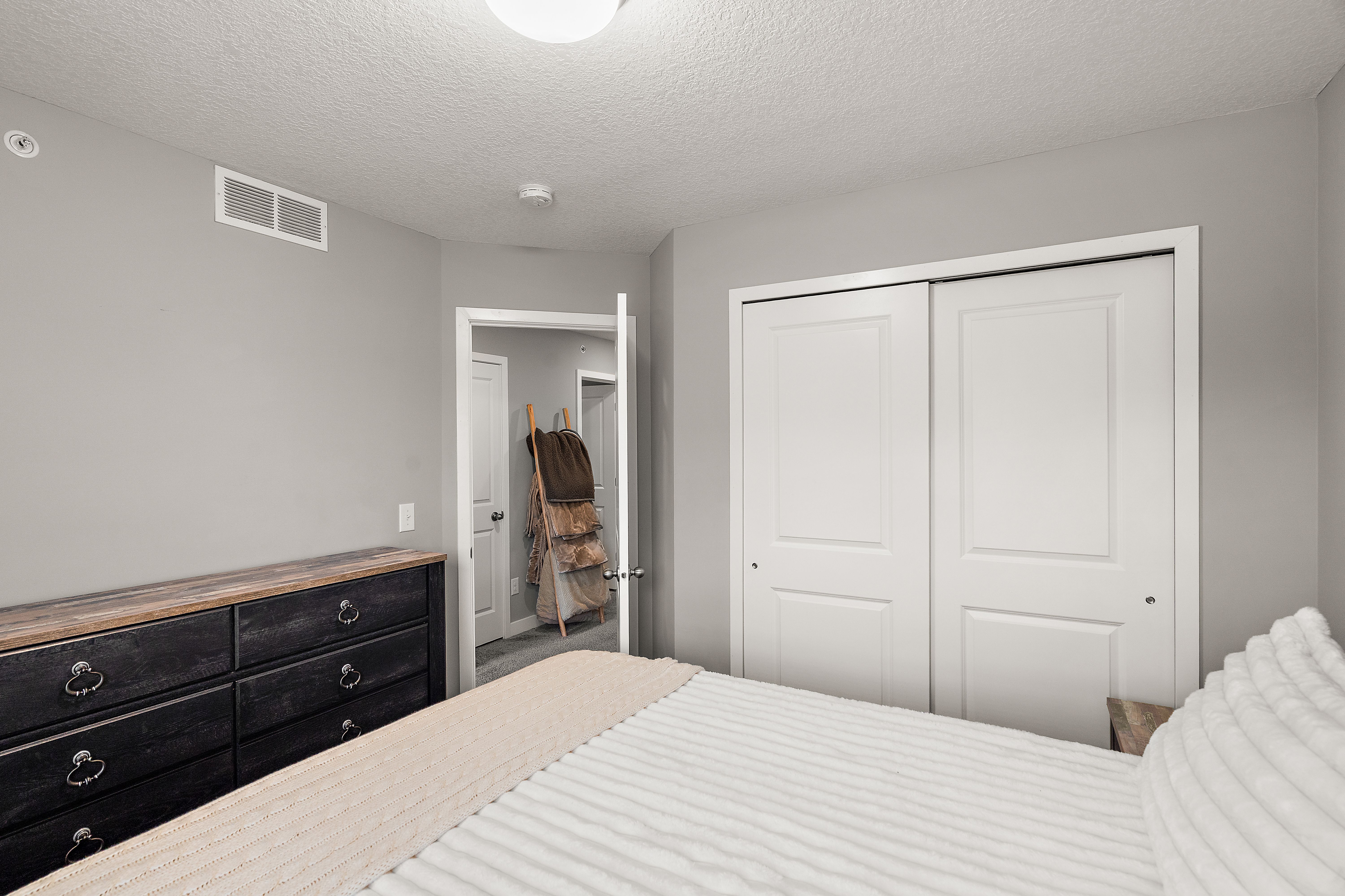  Sophisticated Townhome in Coveted Downtown Anoka - 物件實景