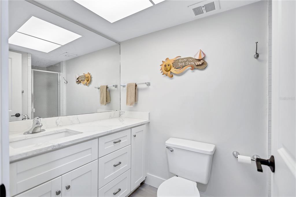 Sarasota, Florida, 34242, United States, 2 Bedrooms Bedrooms, ,2 BathroomsBathrooms,Residential,For Sale,1961687