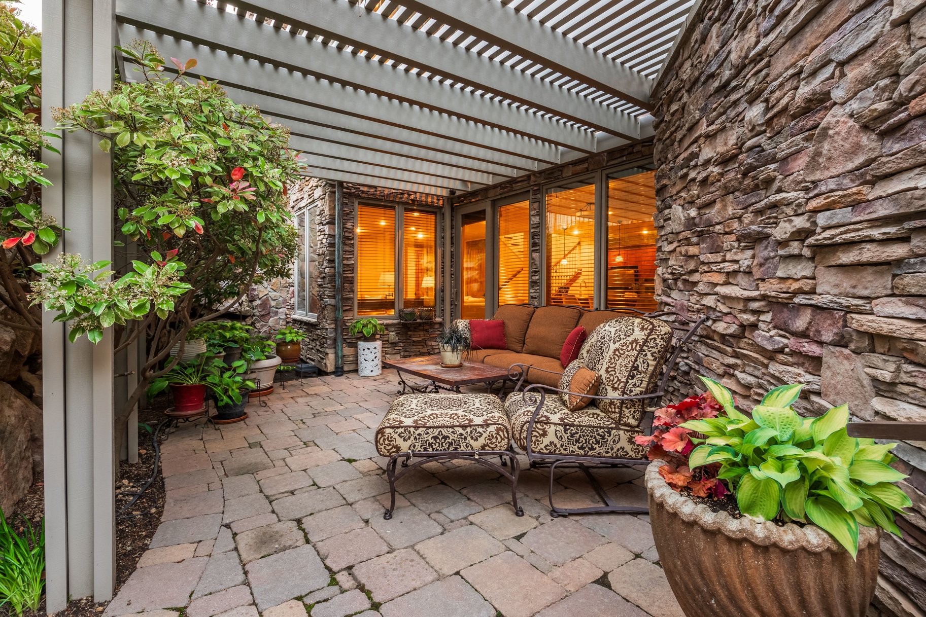  Private Gated Canyon Estate with Resort Grounds & Mountain Luxury - 物件實景